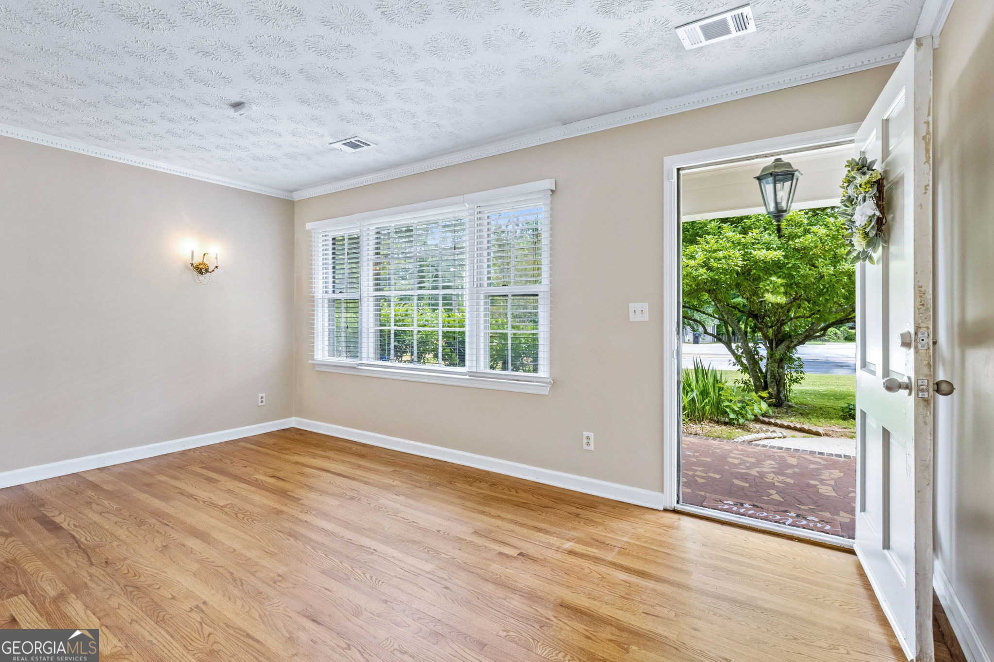 4256 Hamilton Mill Road Property Photo 5