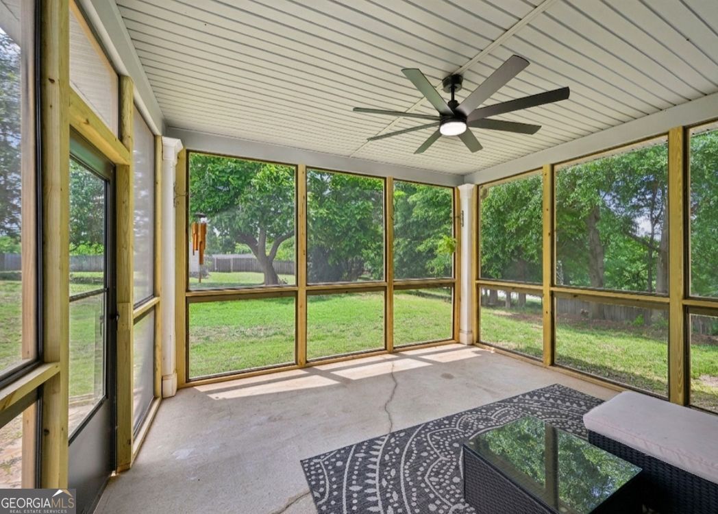 399 Laurel Oaks Lane Property Photo 20