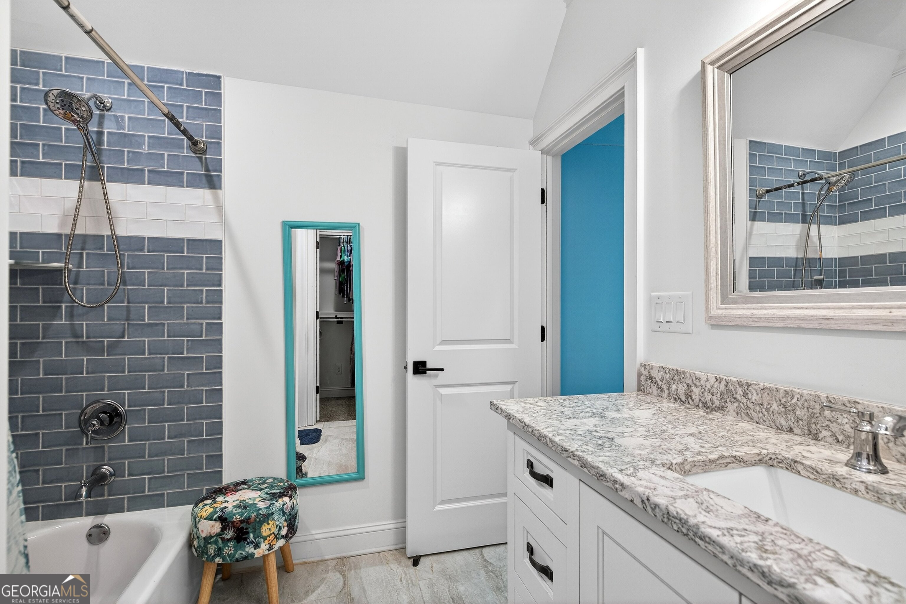 61 Forest Berry Court Property Photo 41