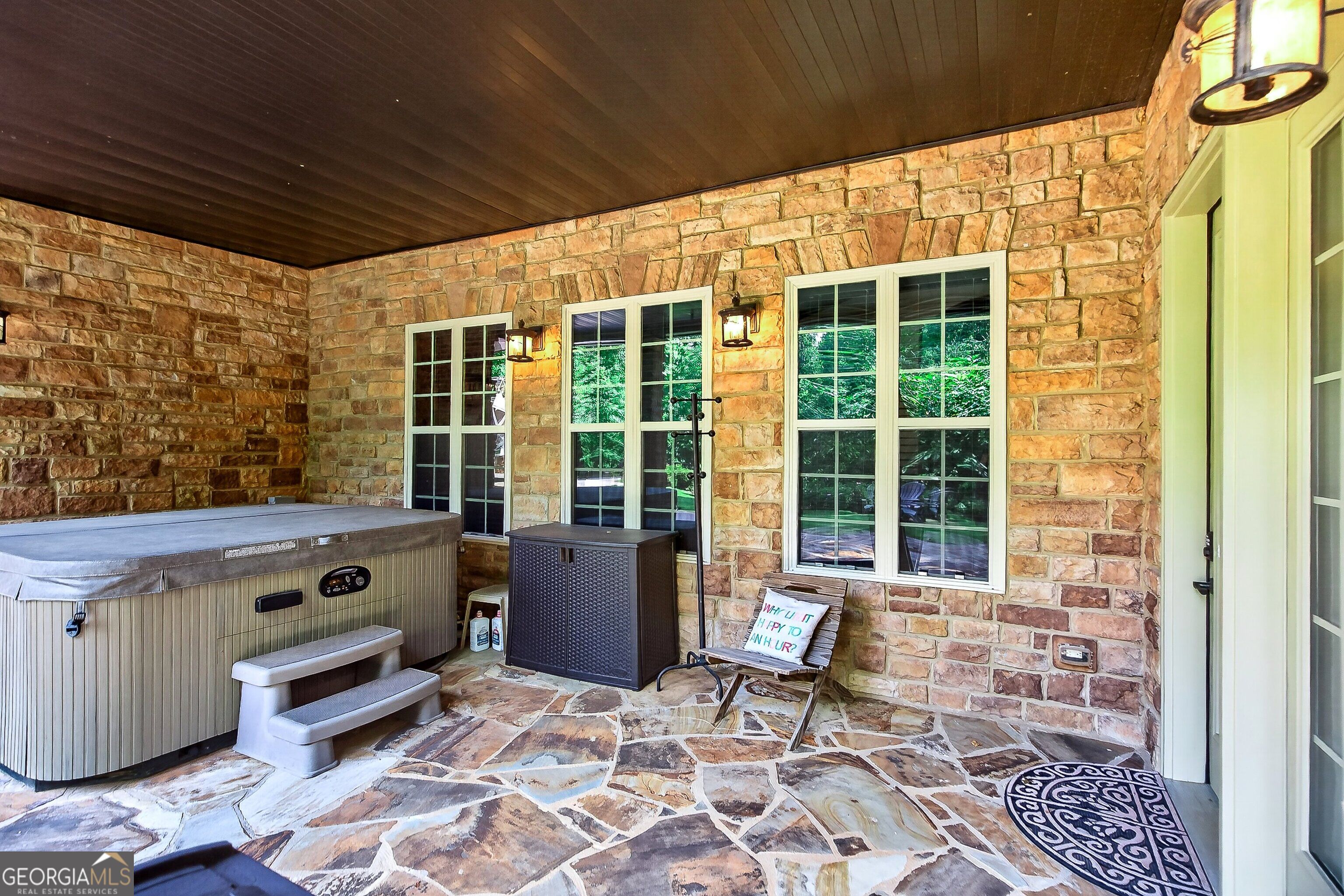 18 Willow Place Property Photo 21