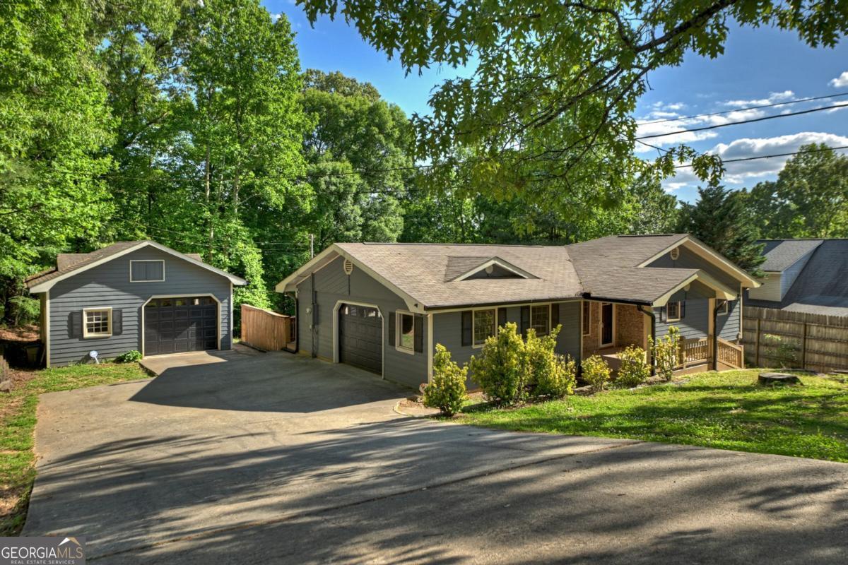 317 Hideaway Place Property Photo 1