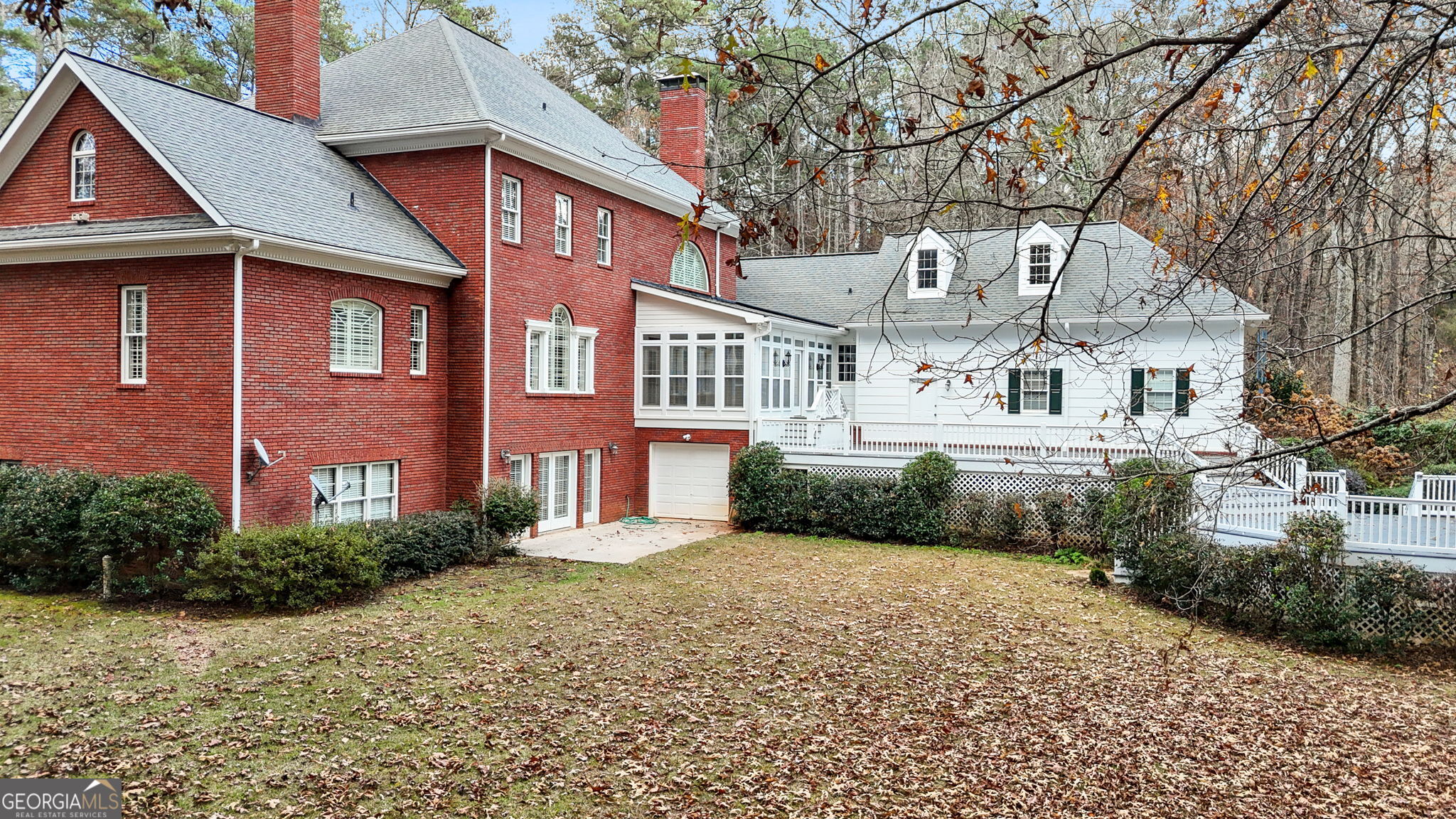 8467 Hearn Road Property Photo 5