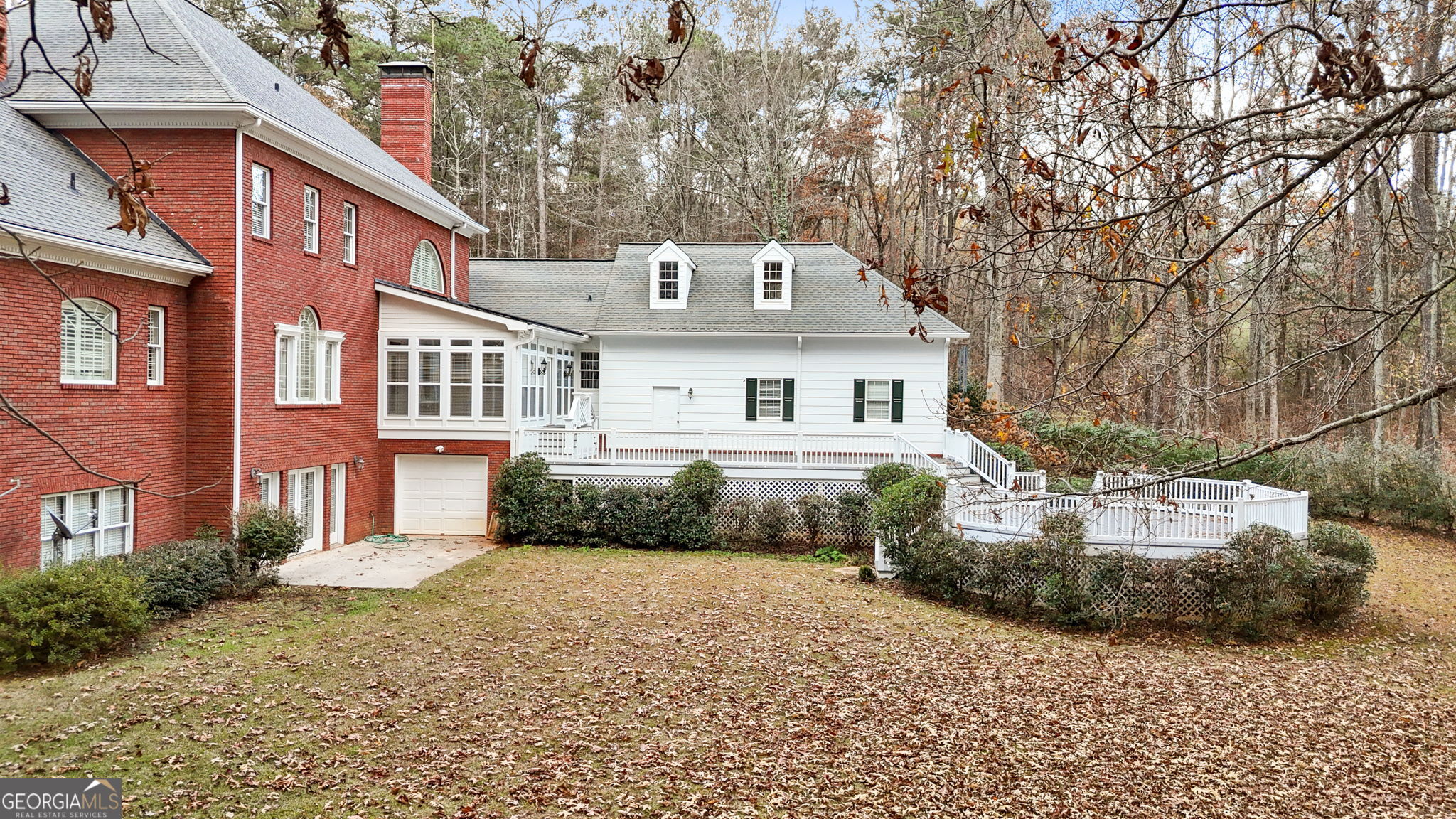 8467 Hearn Road Property Photo 6