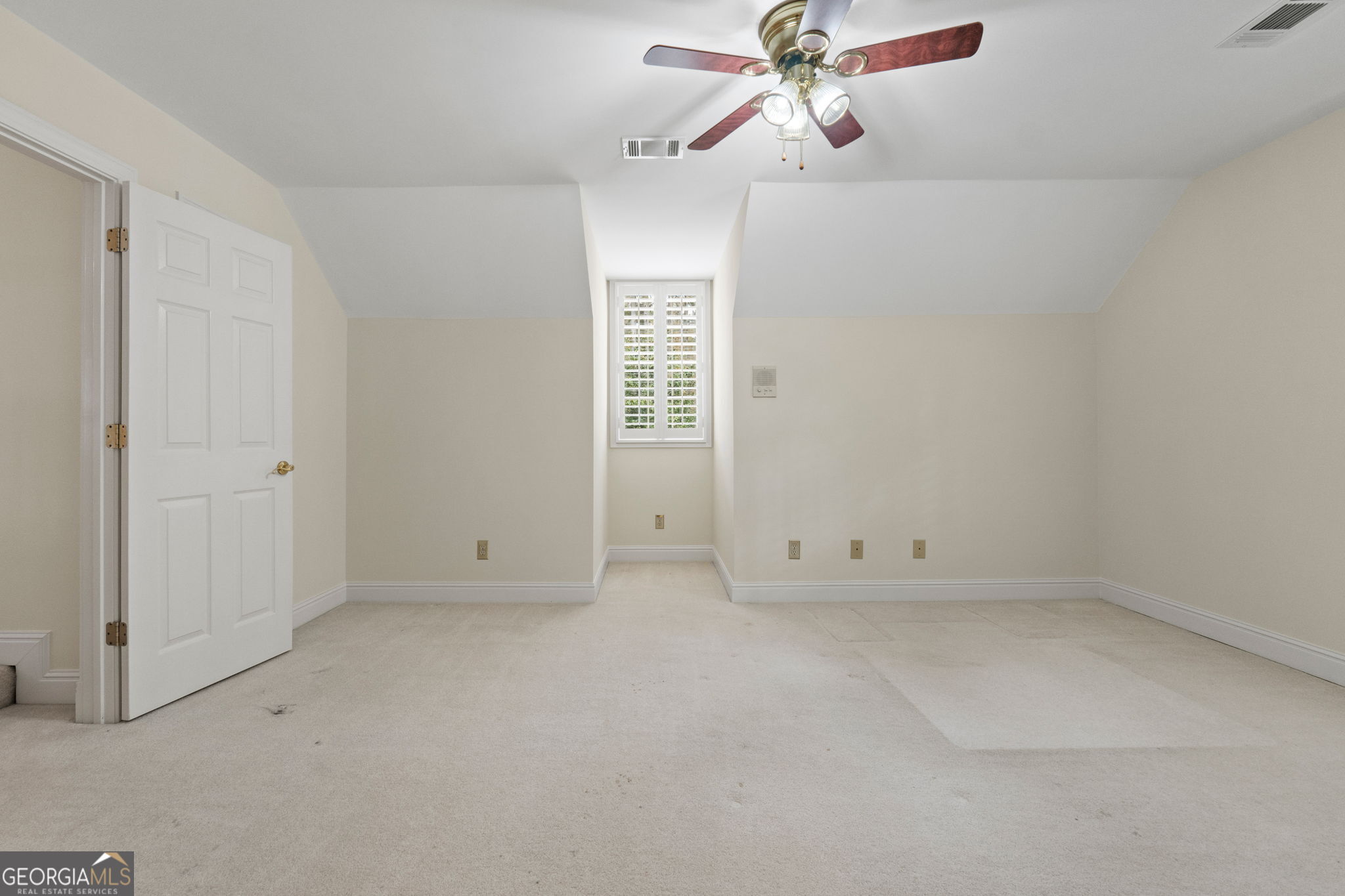 8467 Hearn Road Property Photo 68