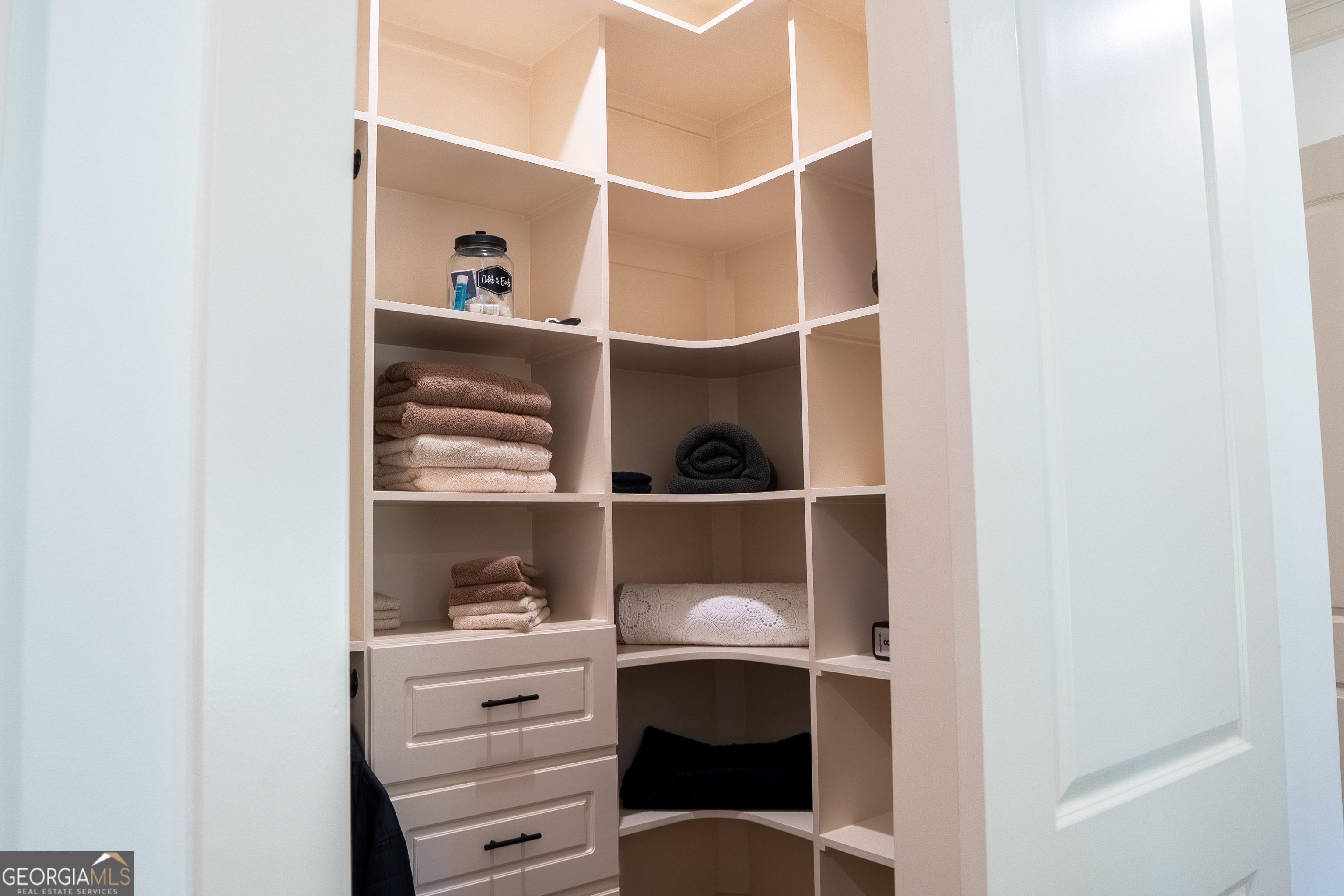 5888 Cobbham Road Property Photo 37