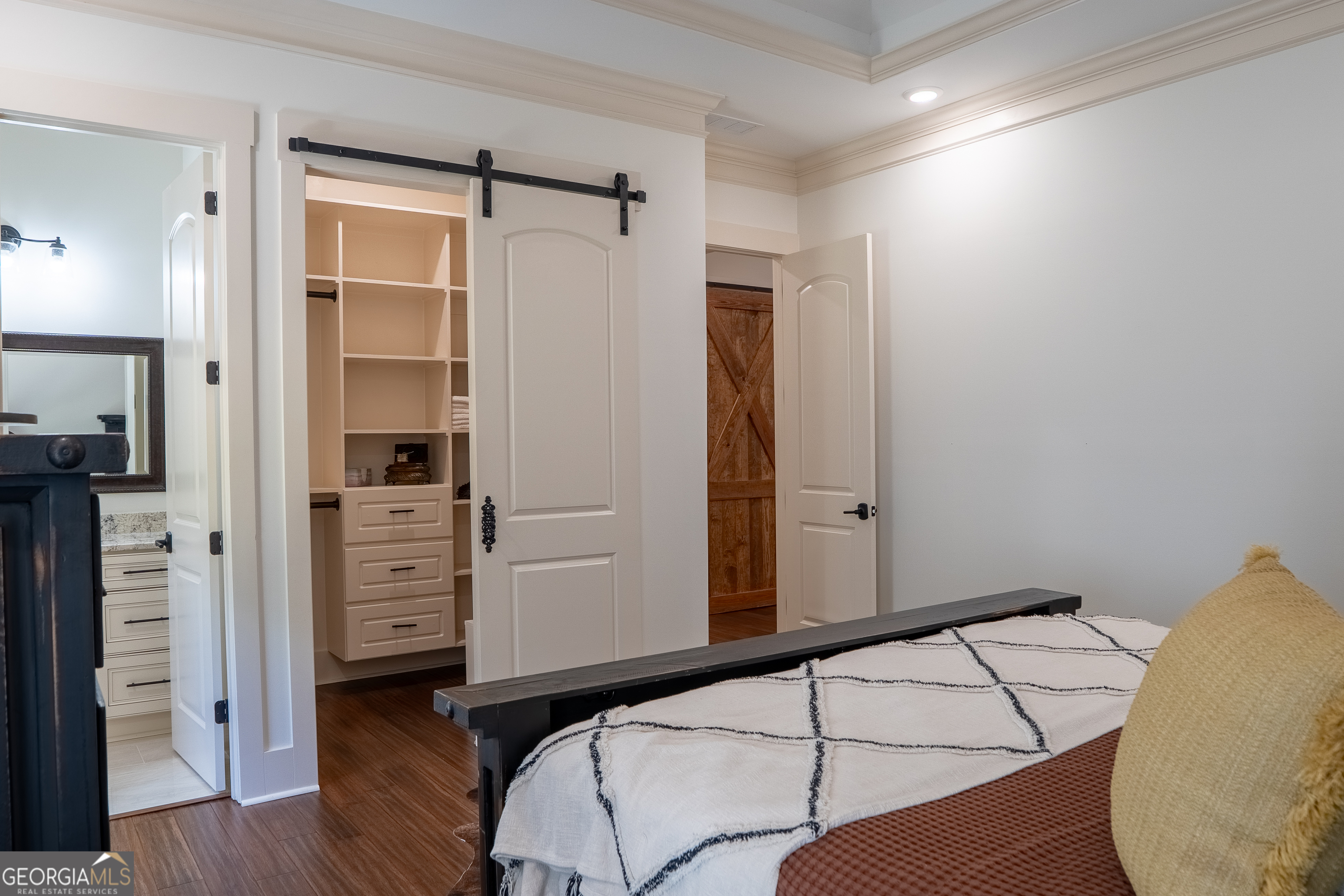 5888 Cobbham Road Property Photo 47
