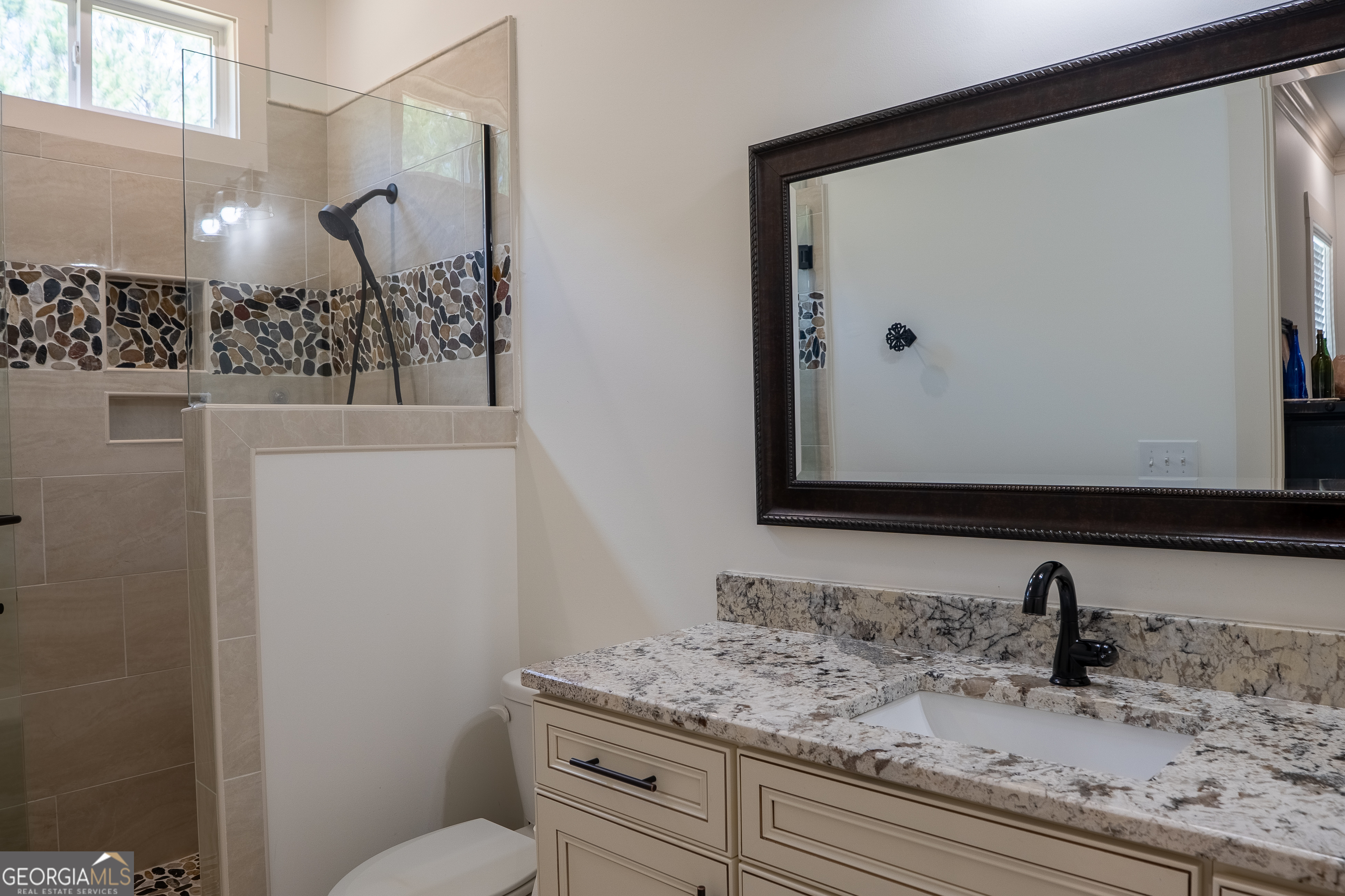 5888 Cobbham Road Property Photo 51