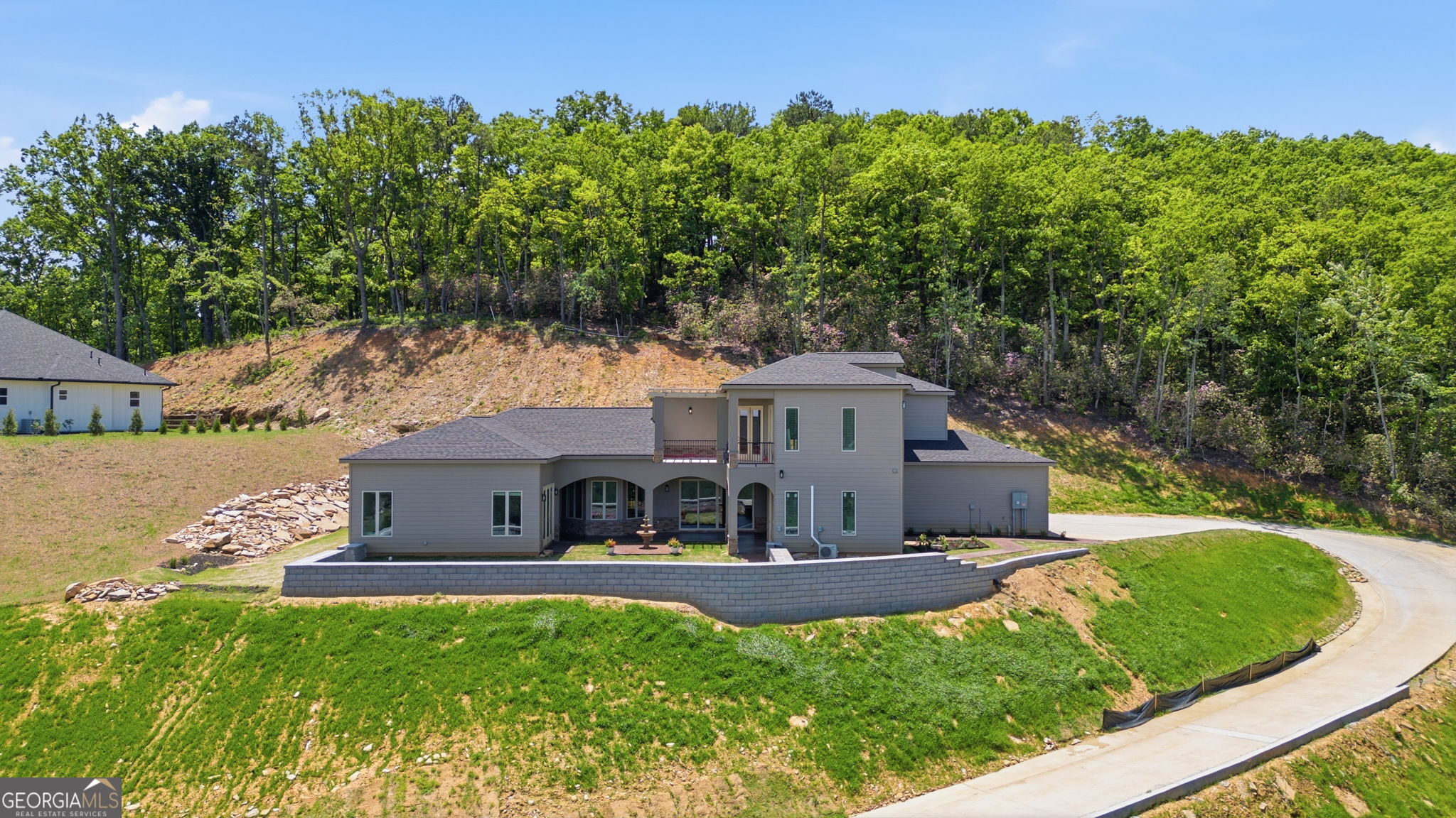 511 Orchard Hill Drive Property Photo 4