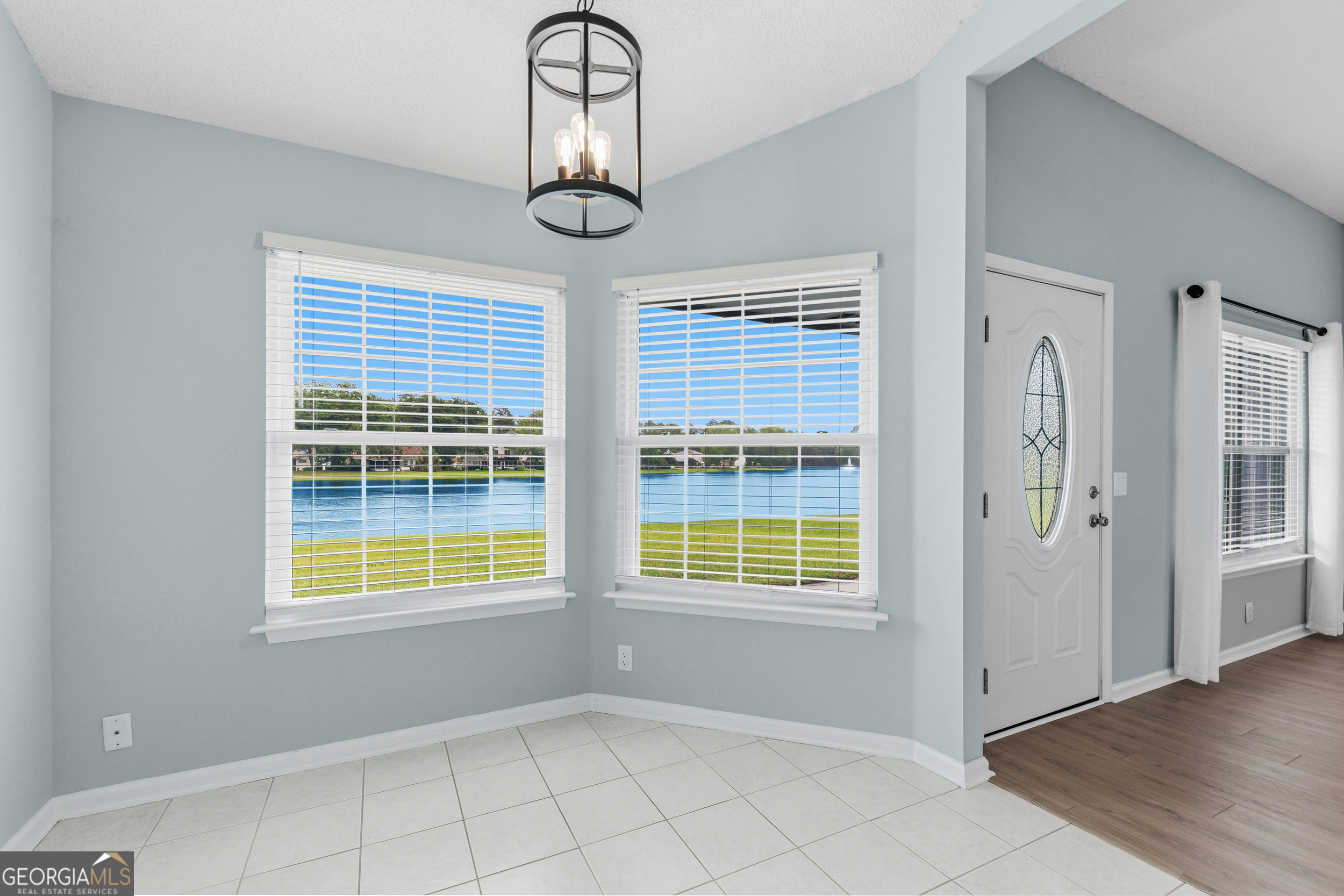 400 Flamingo Drive Property Photo 16