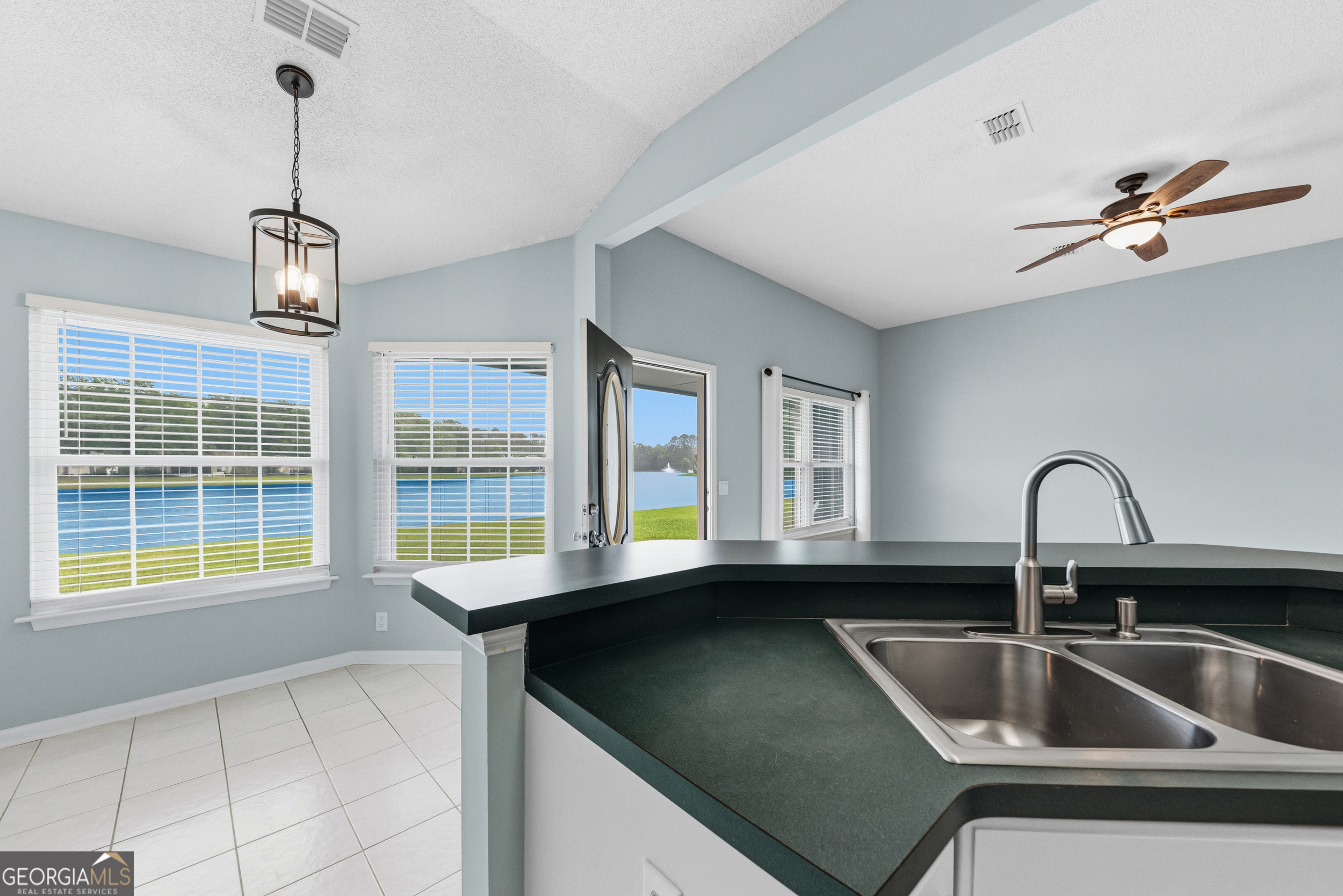 400 Flamingo Drive Property Photo 19