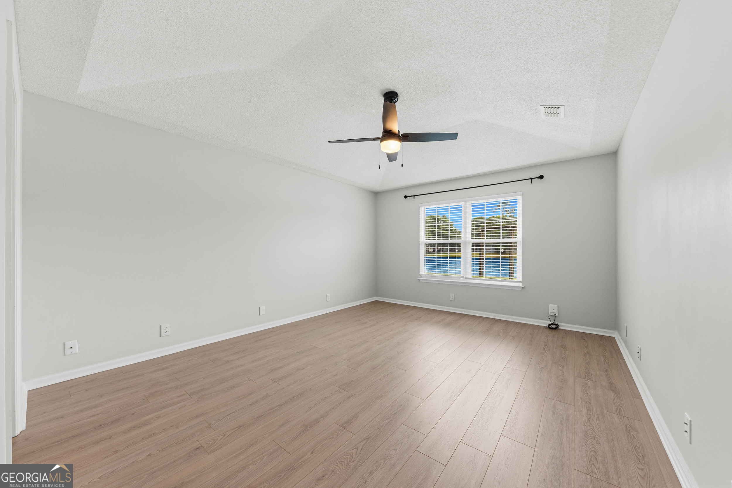 400 Flamingo Drive Property Photo 22