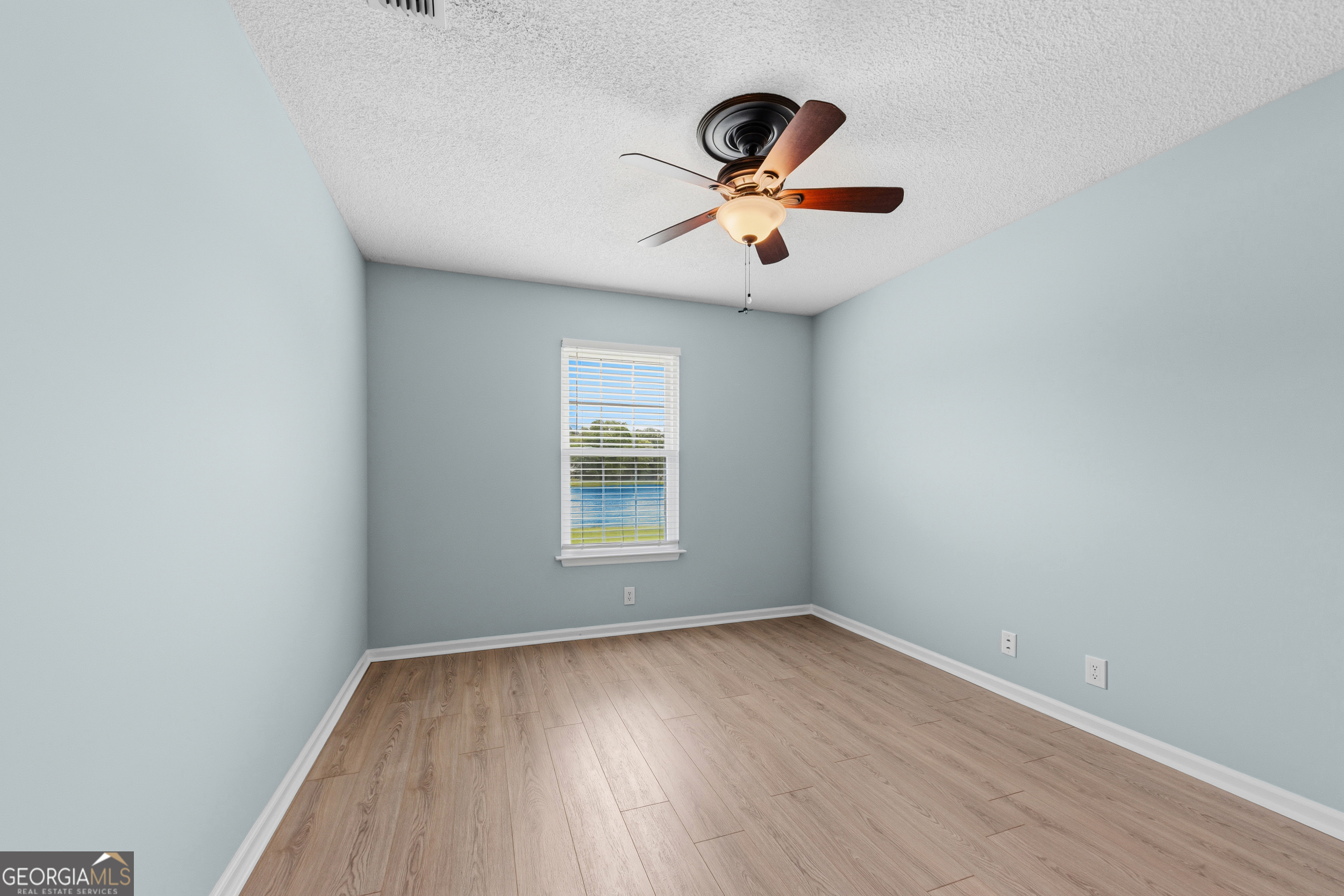 400 Flamingo Drive Property Photo 28