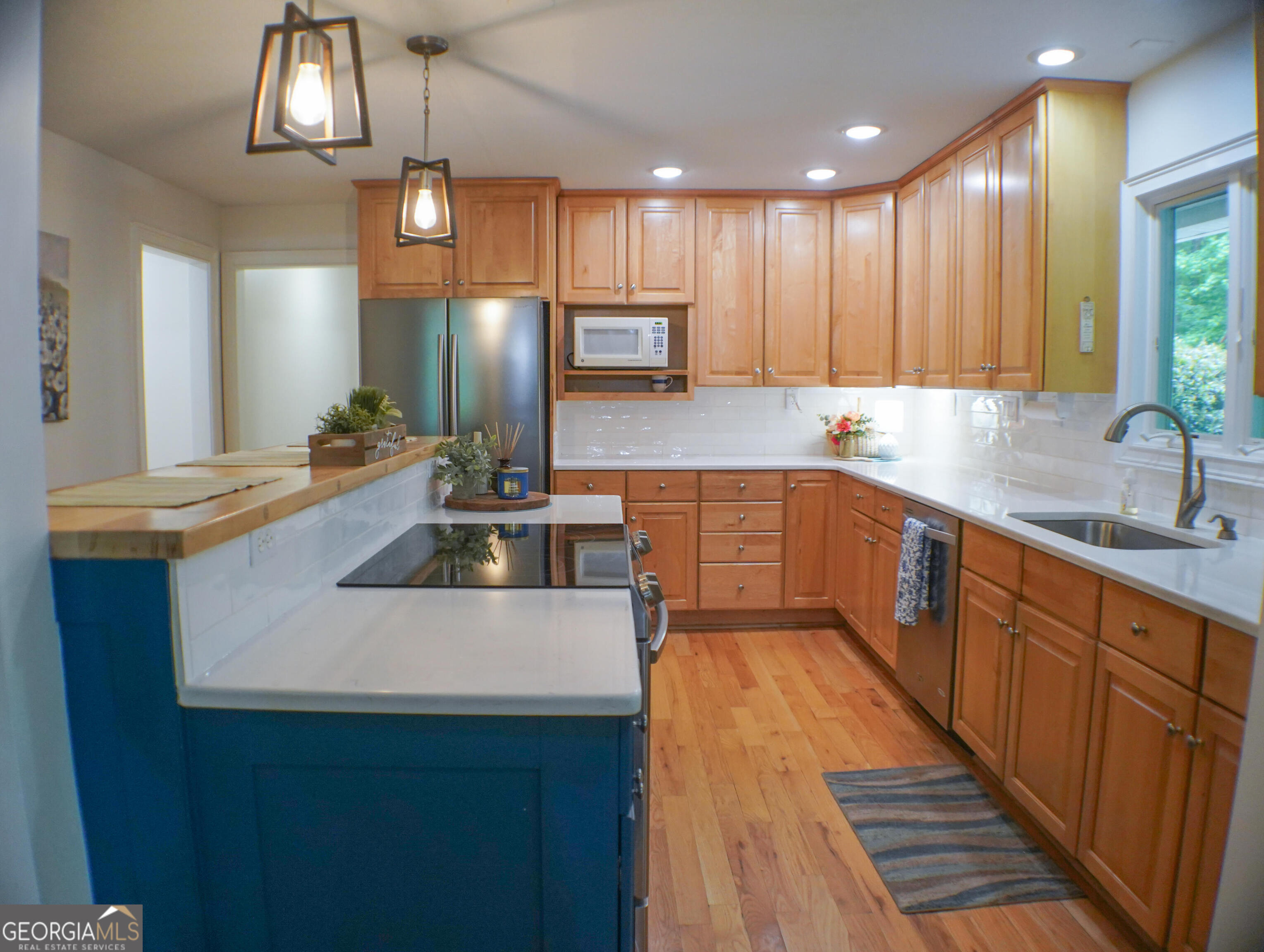 335 Winding Stream Trail Property Photo 8