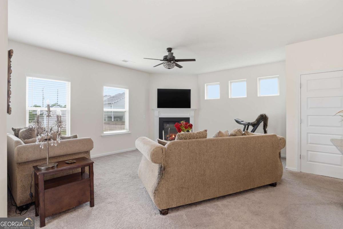 113 Waterside Drive Property Photo 12