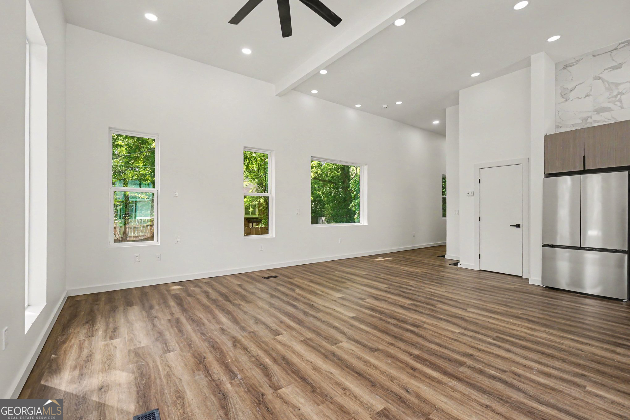 1073 Mayson Turner Road Nw Property Photo 11