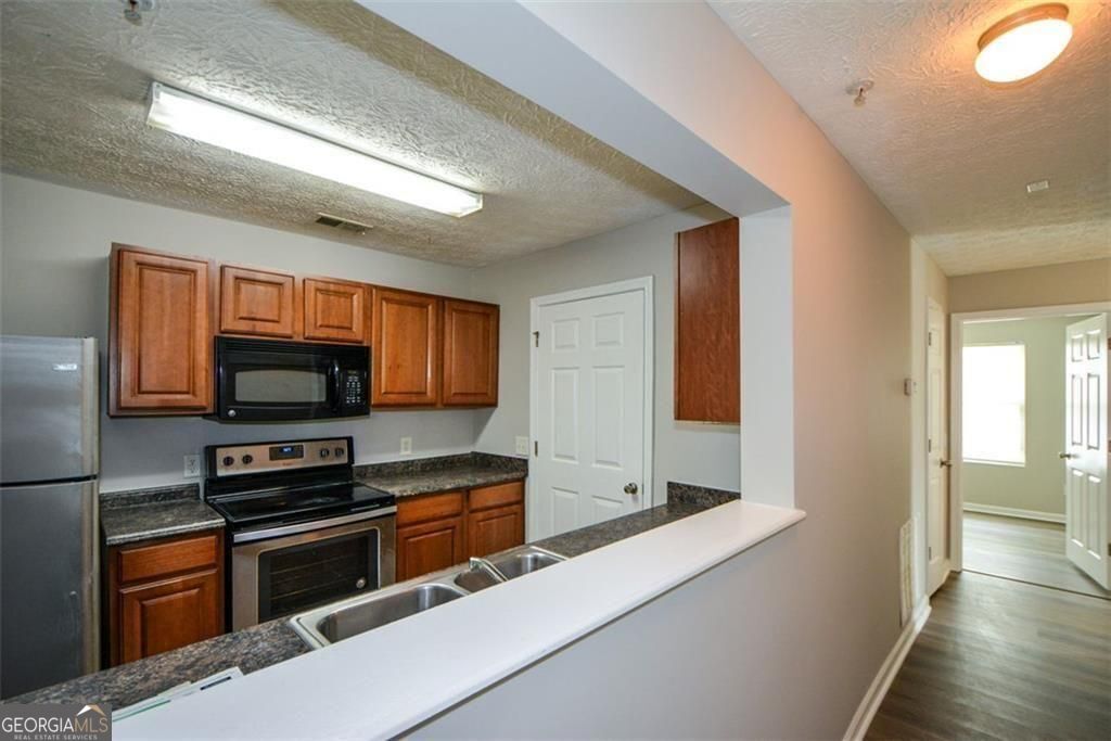 4103 Fairington Club Drive Property Photo 19