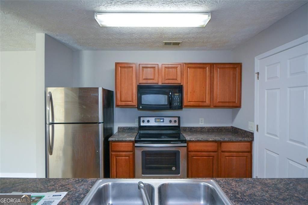 4103 Fairington Club Drive Property Photo 20