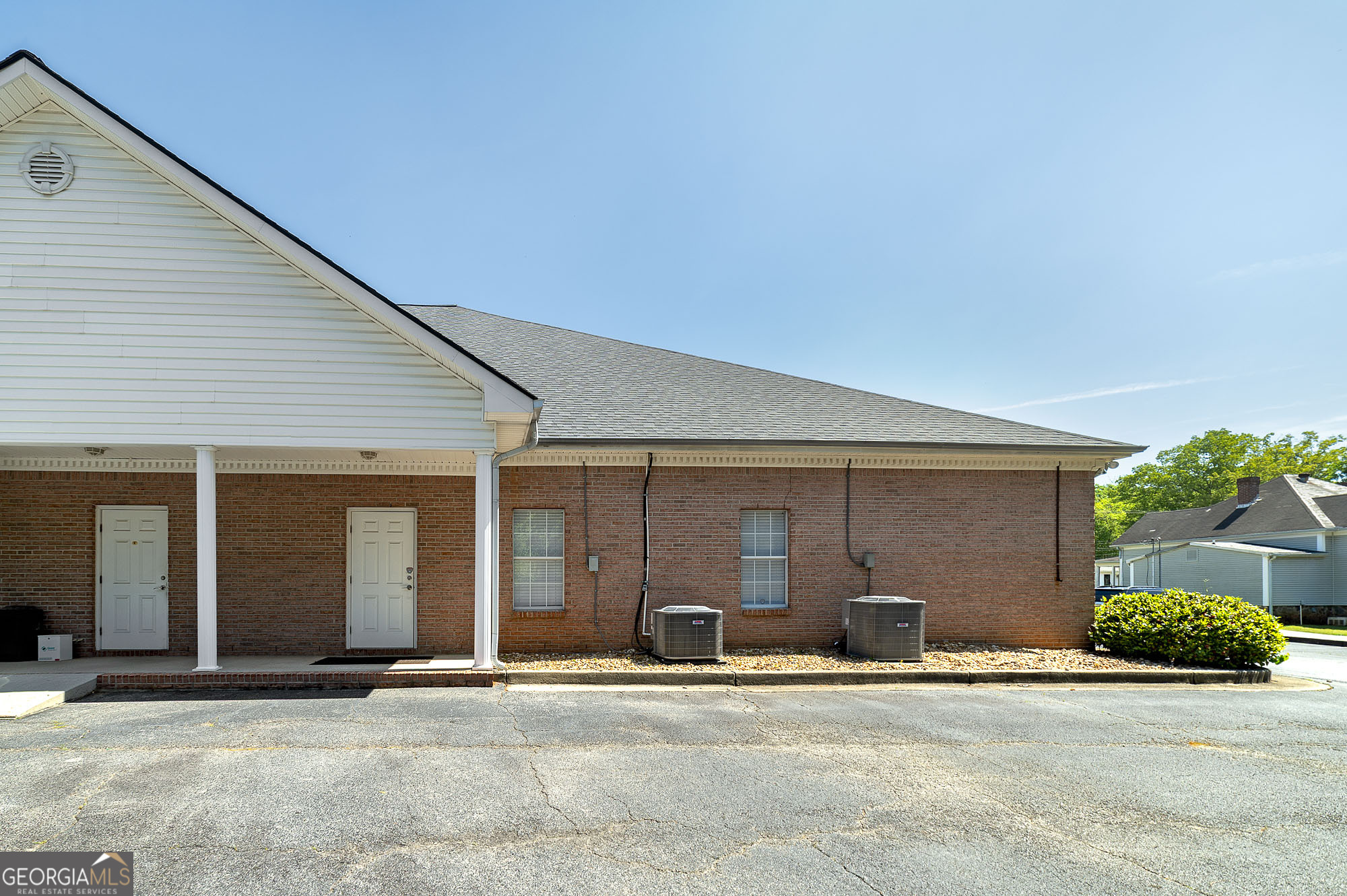 261 Brookwood Avenue # D Property Photo 9