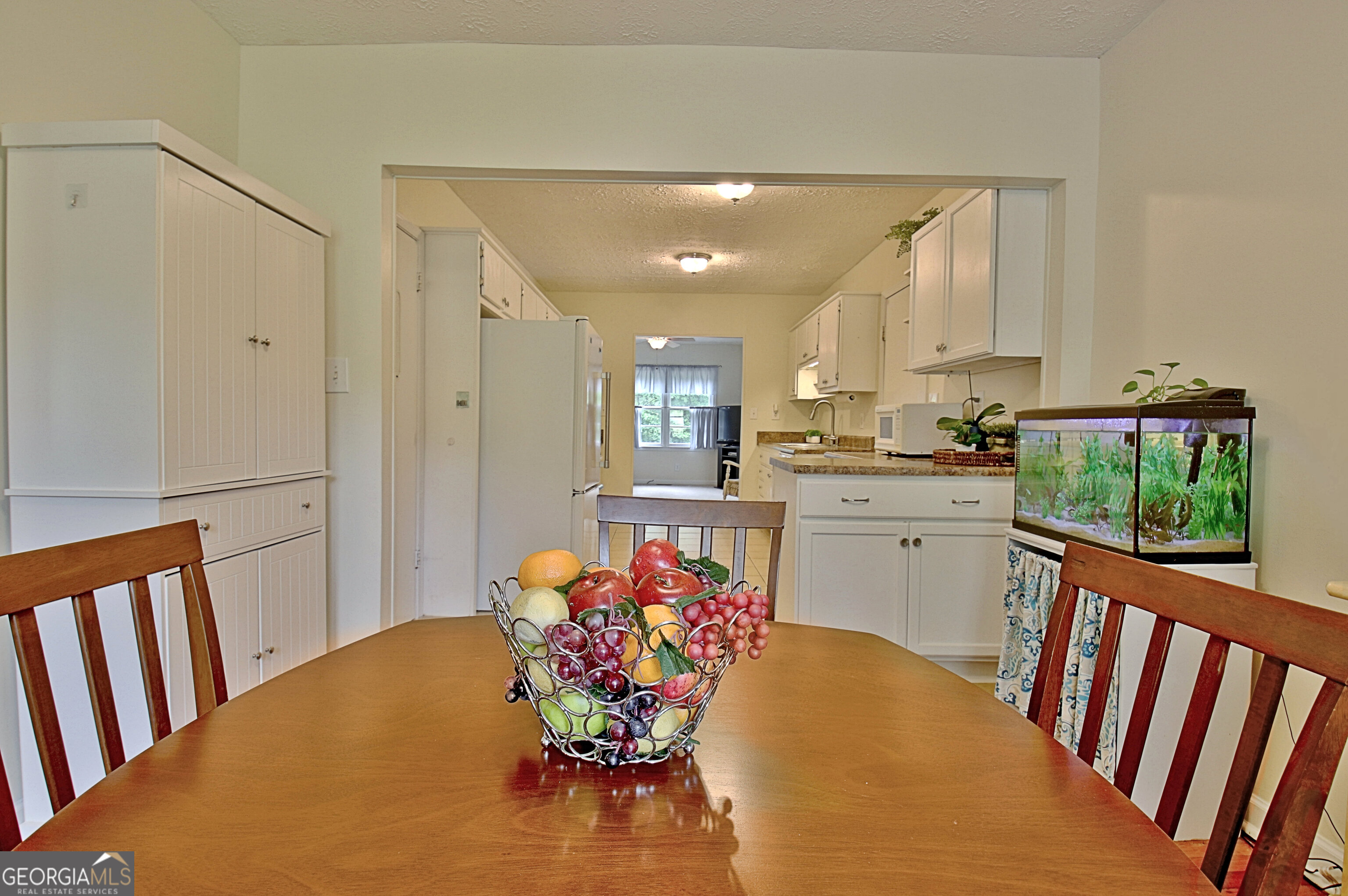 70 Moore Road Property Photo 14