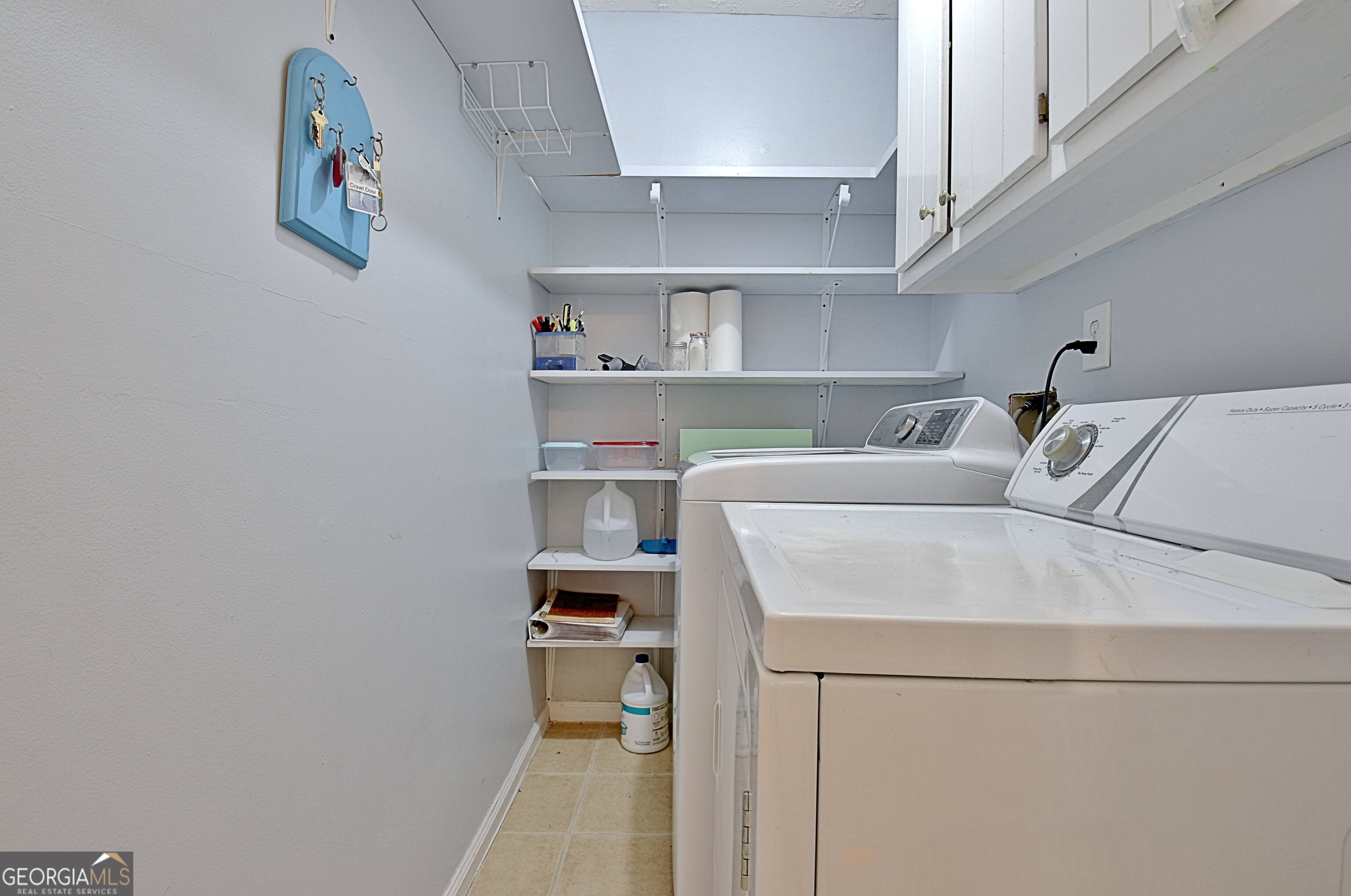 70 Moore Road Property Photo 16