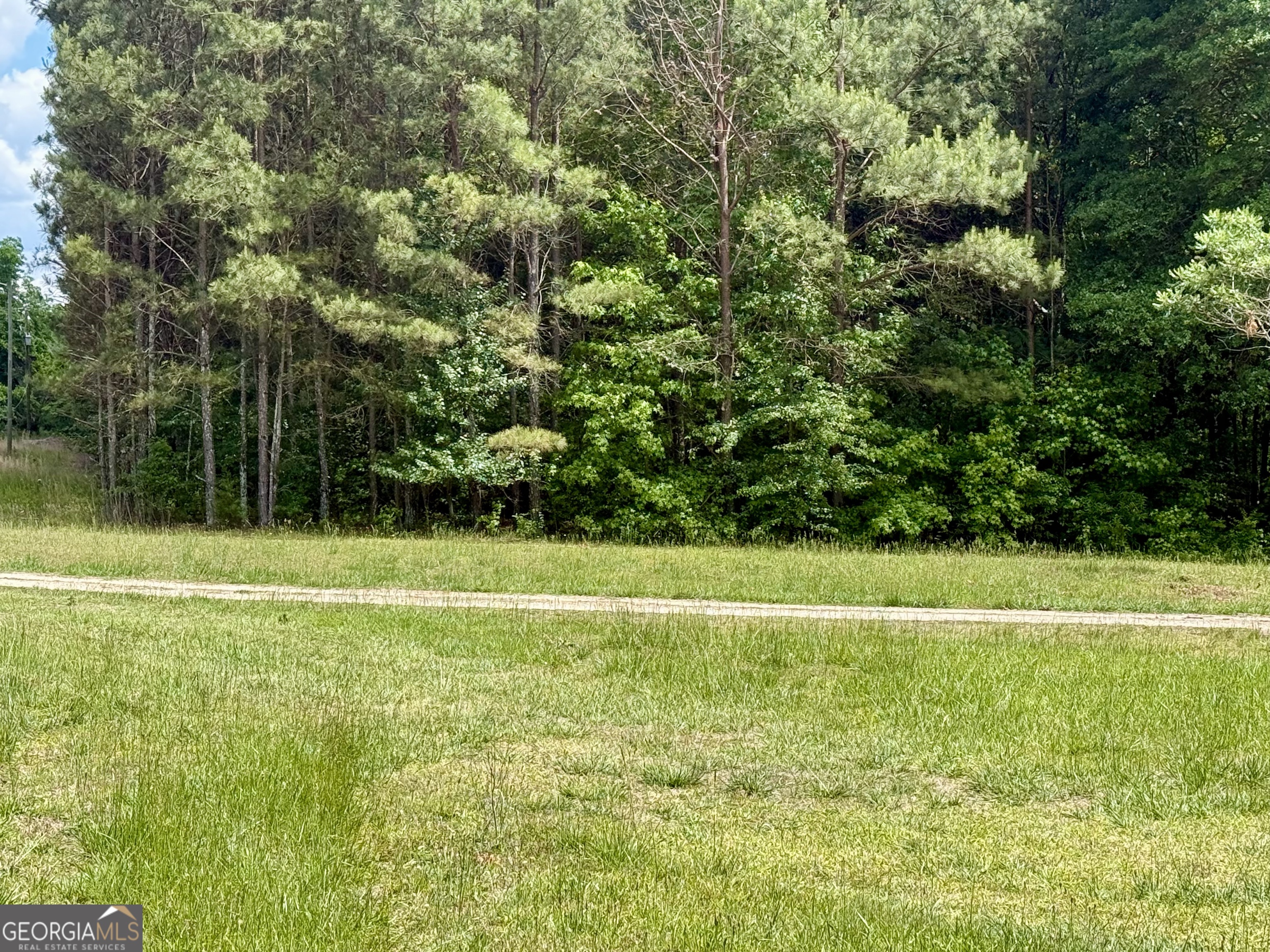 460 Highway 3 N Property Photo 3