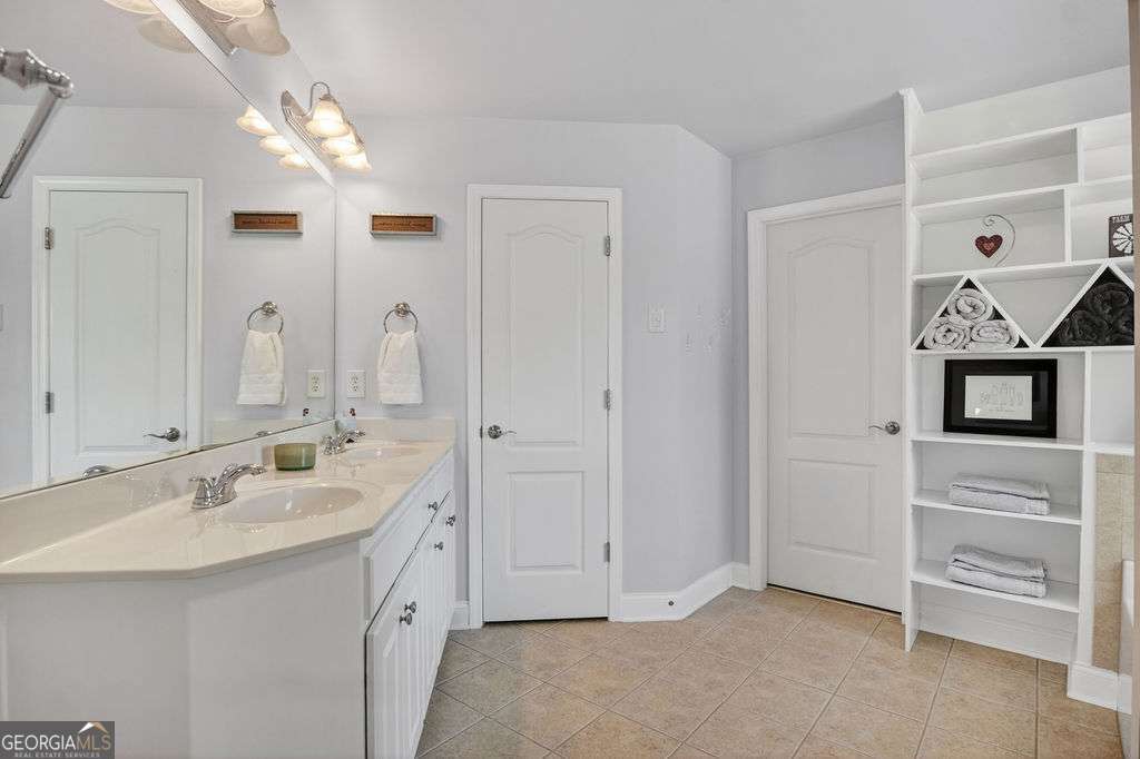 1040 Sapphire Trail Property Photo 22