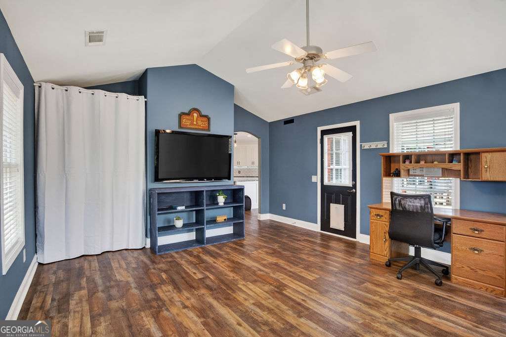 1040 Sapphire Trail Property Photo 26