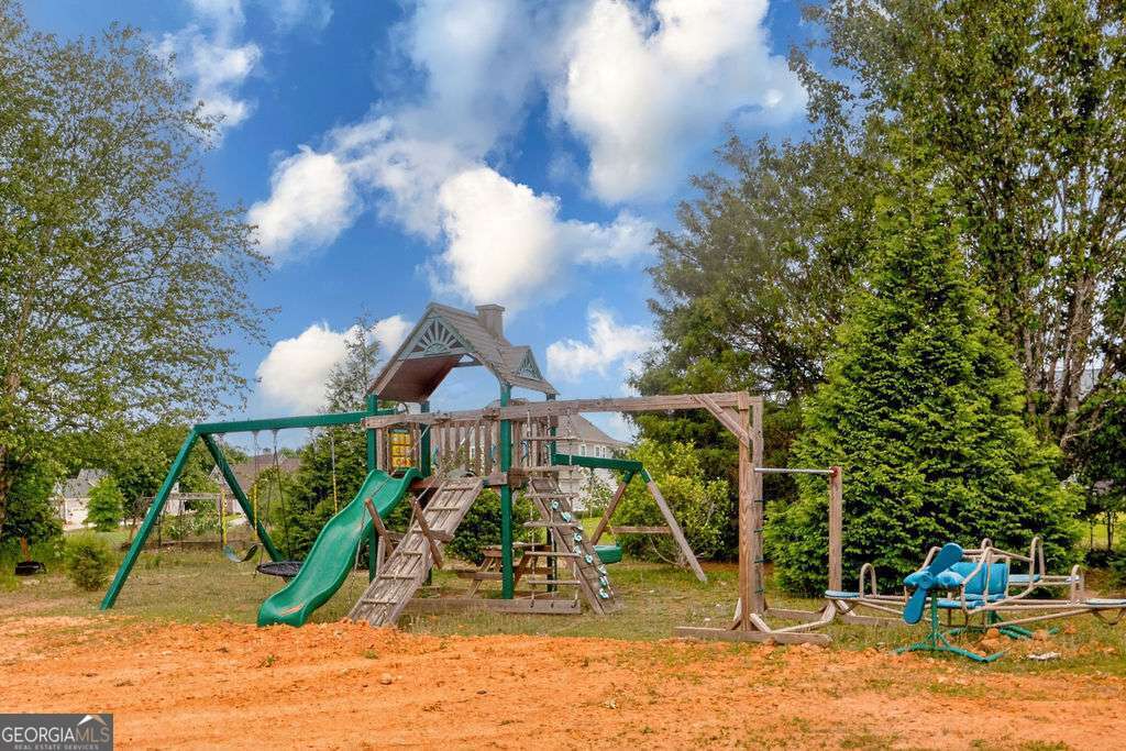 1040 Sapphire Trail Property Photo 37