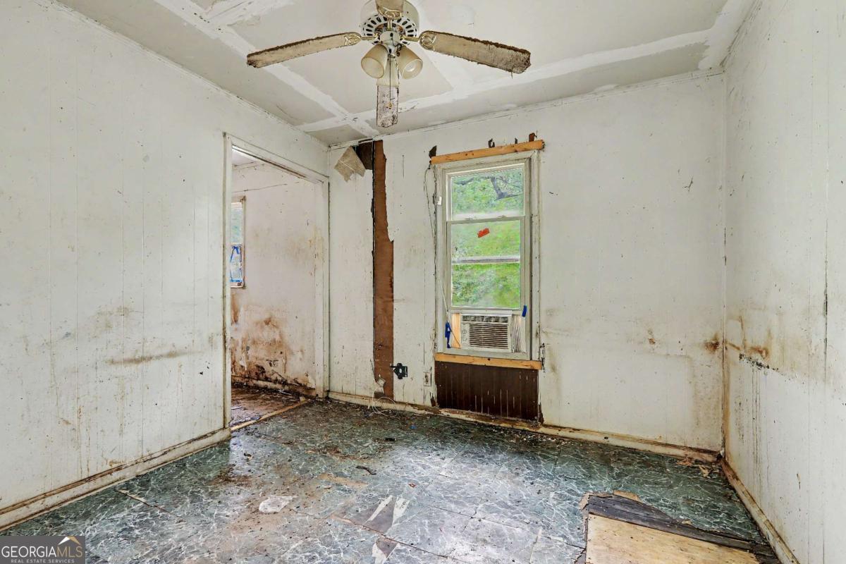 700 Griffin Street Property Photo 5