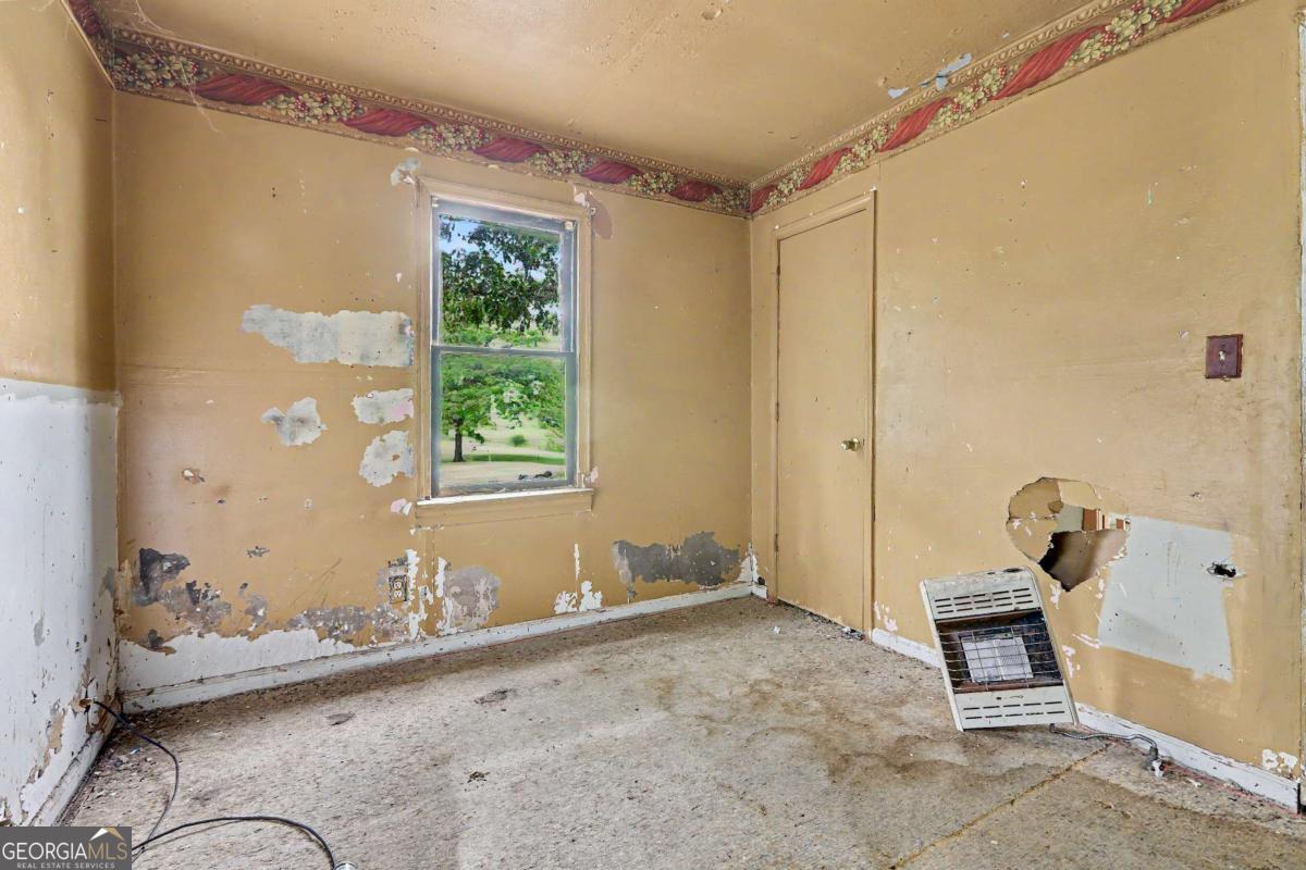 700 Griffin Street Property Photo 10