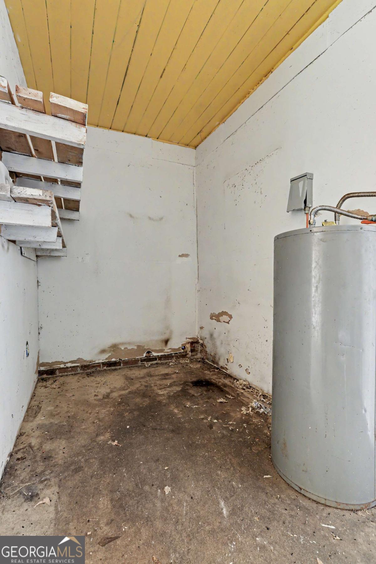 700 Griffin Street Property Photo 16