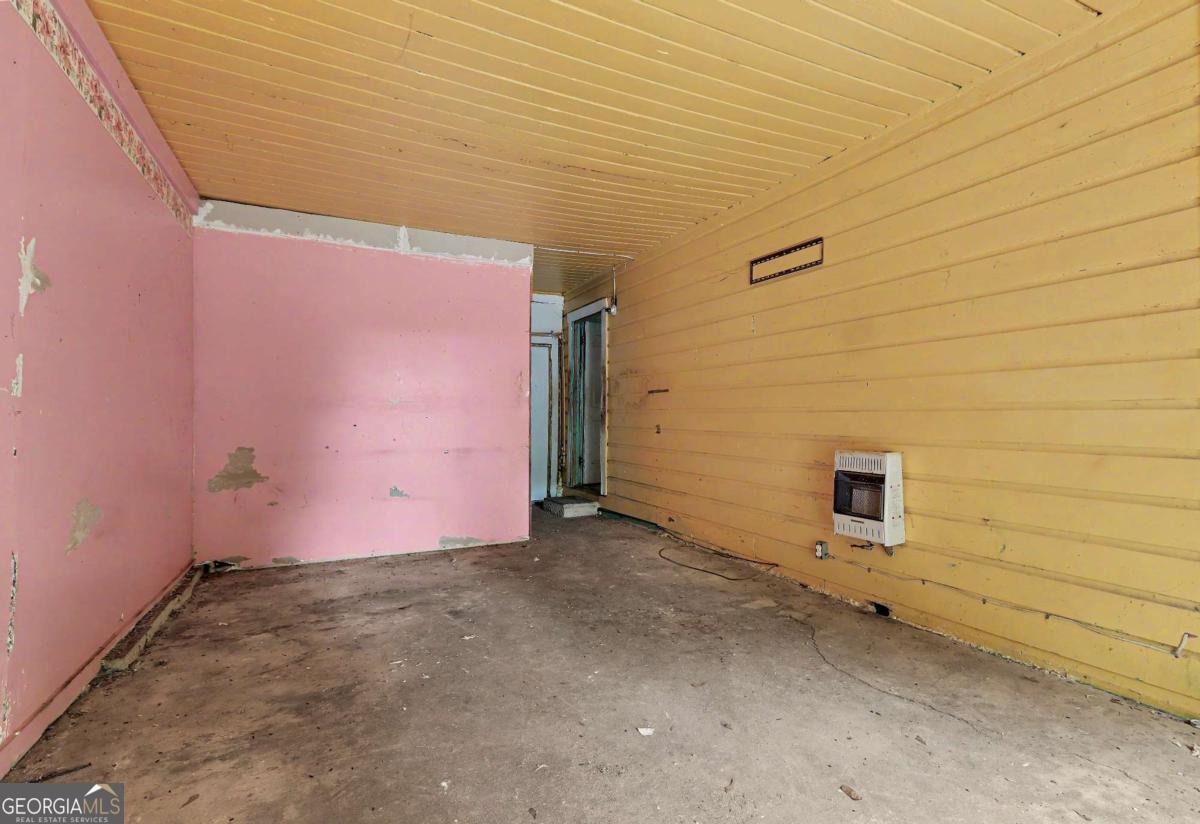 700 Griffin Street Property Photo 17