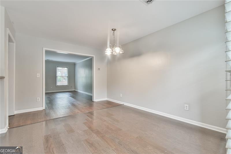 3515 Nutmeg Drive Property Photo 6