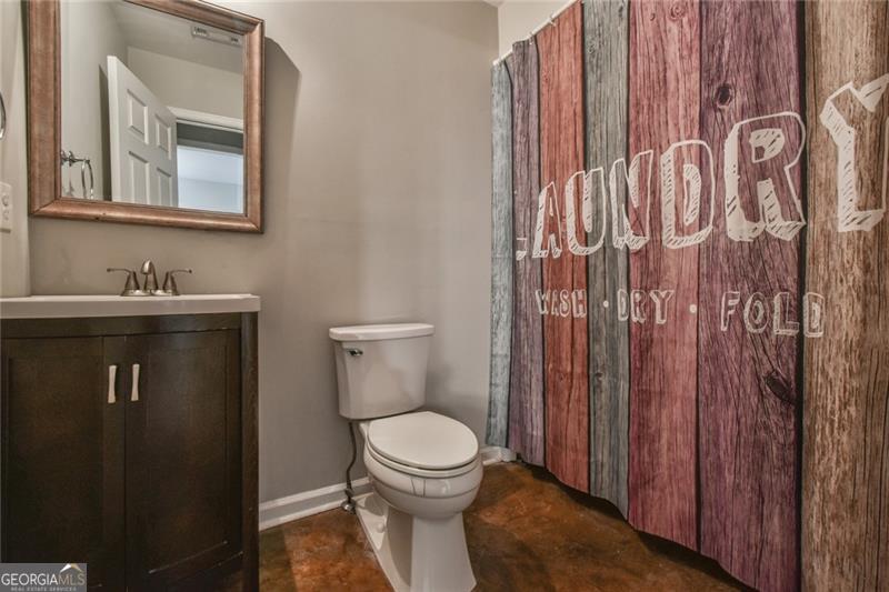 3515 Nutmeg Drive Property Photo 11
