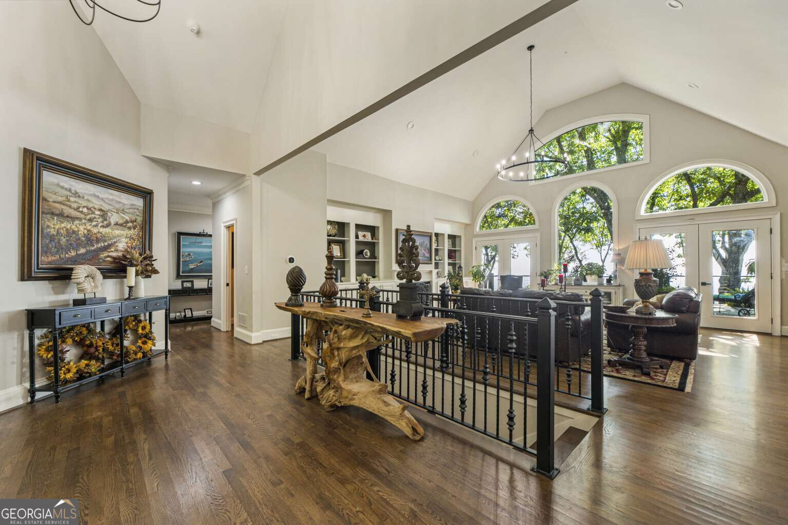 912 Mcelroy Mountain Drive Property Photo 3
