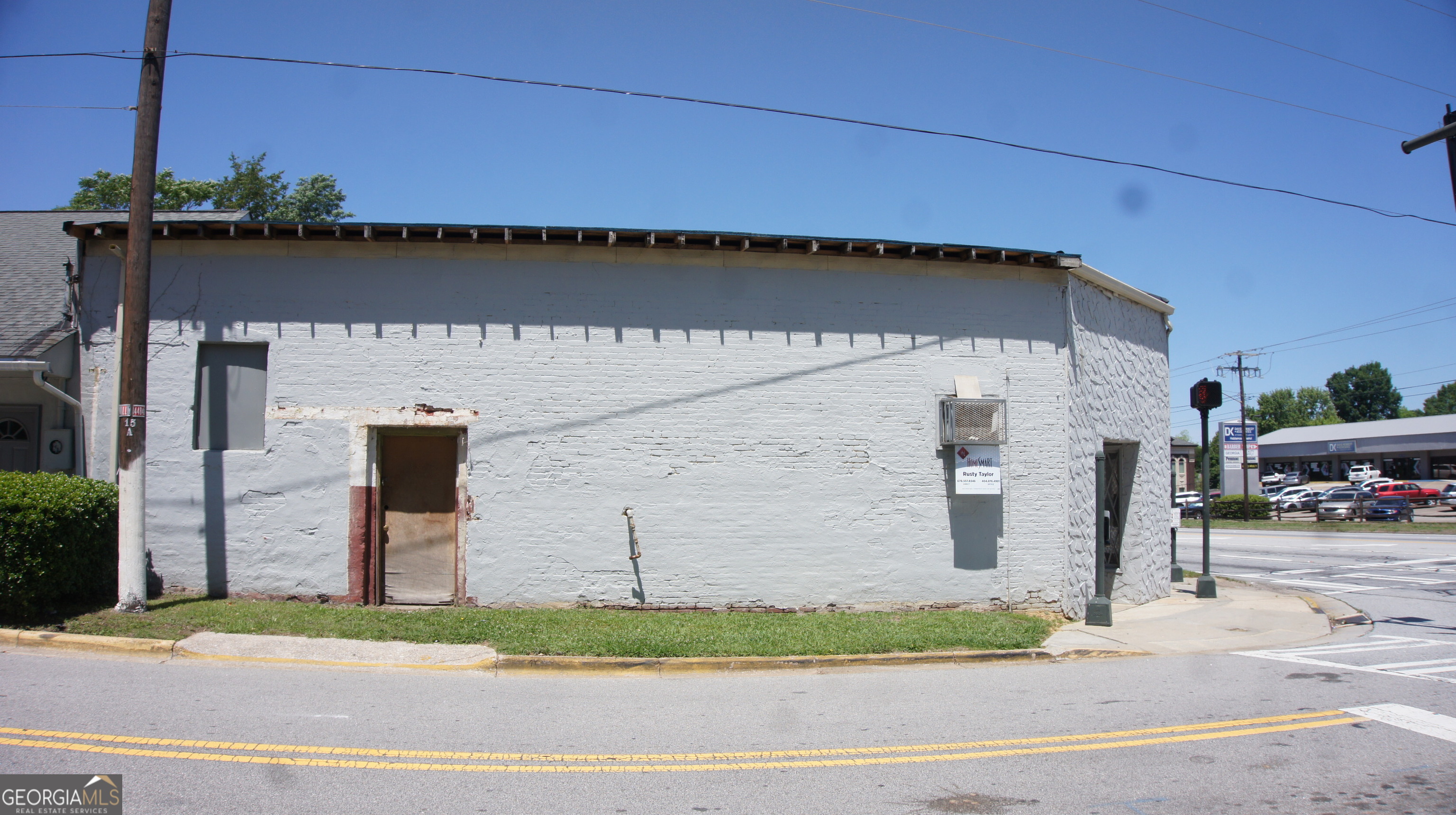 698 E Butler Parkway Property Photo 16