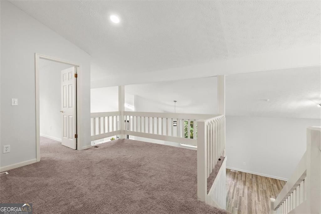 189 Castlebar Court Property Photo 41