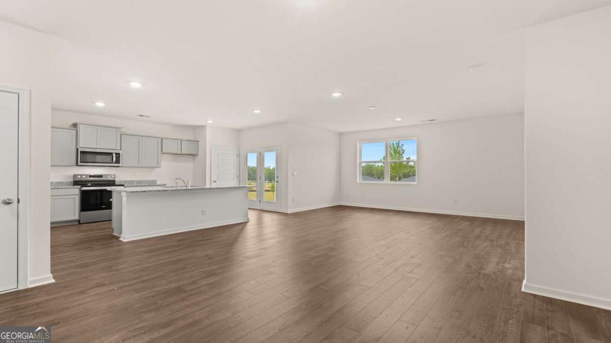 8576 Seabiscuit Road Property Photo 24