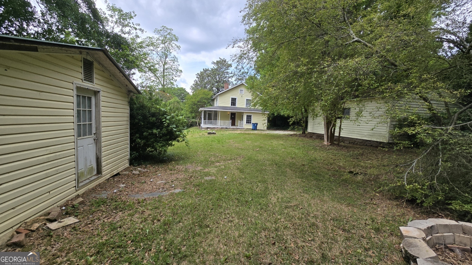 222 Macon Street Property Photo 3