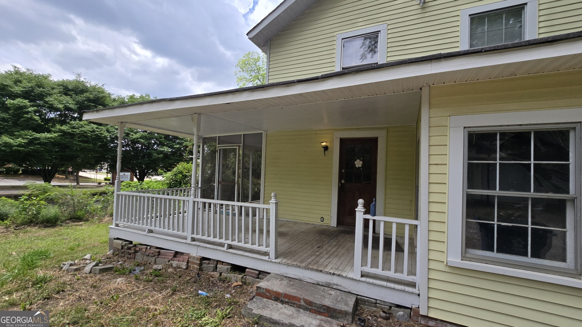 222 Macon Street Property Photo 4