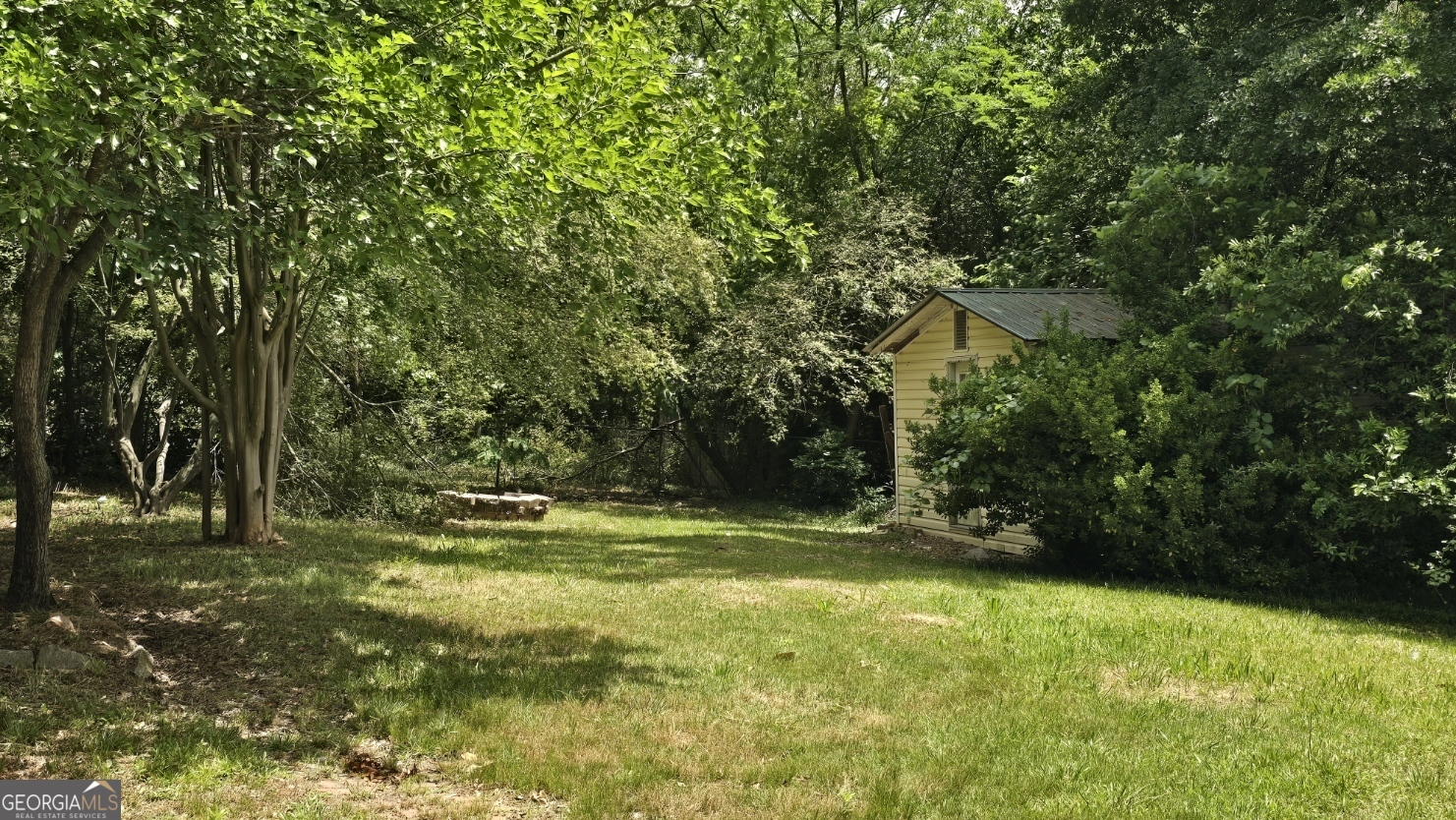 222 Macon Street Property Photo 7