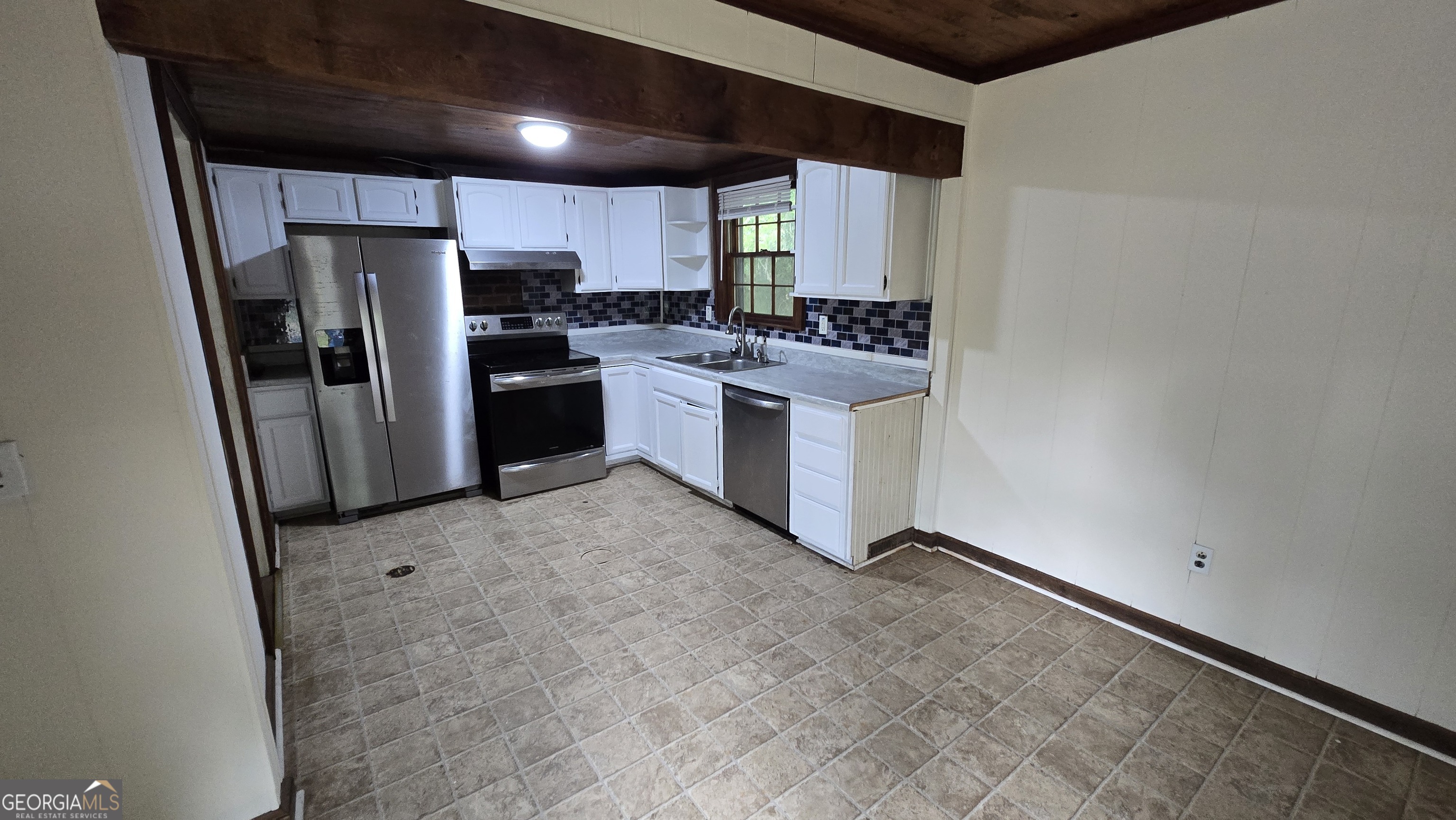 222 Macon Street Property Photo 28