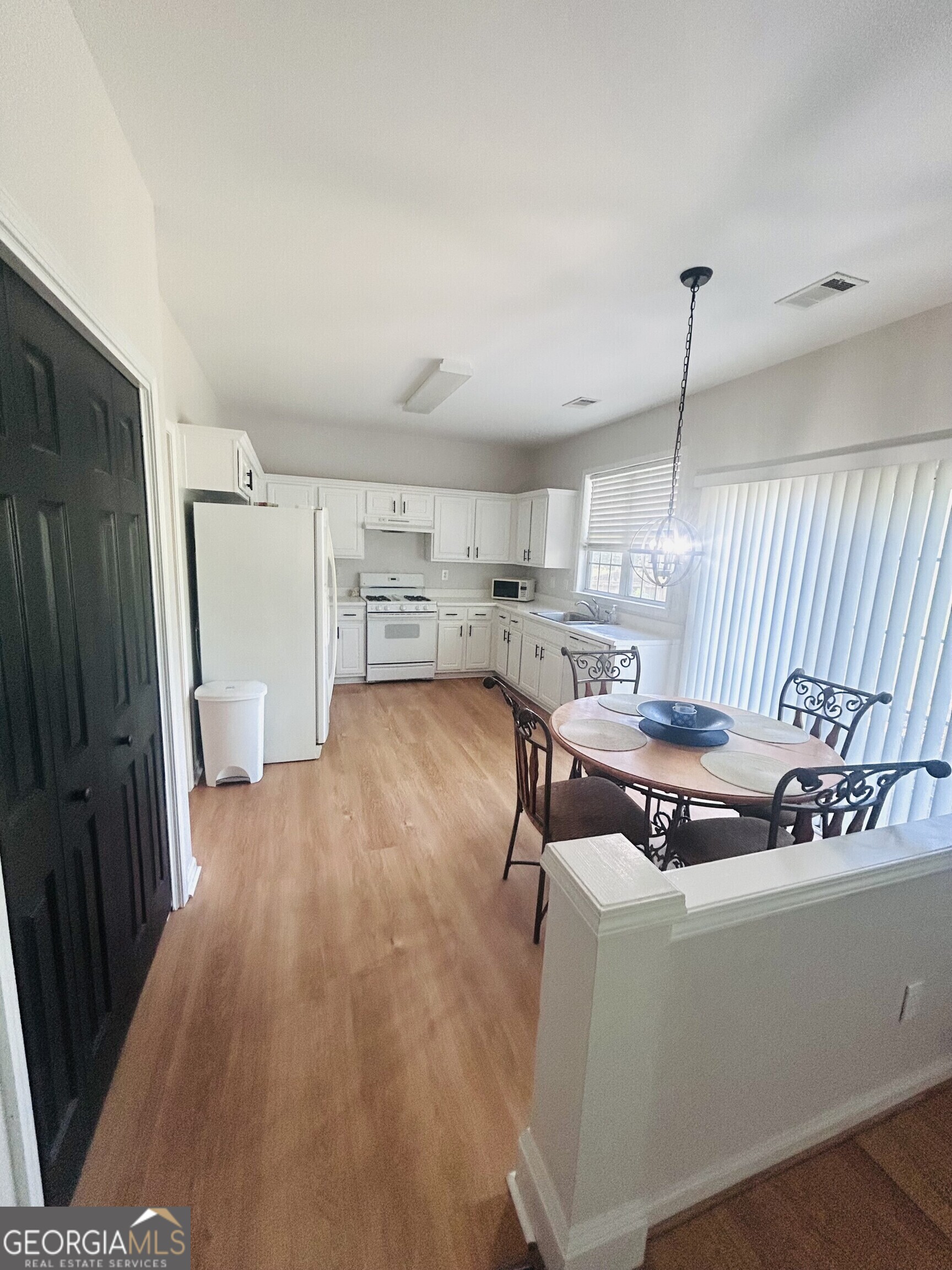 577 Ashland Parkway Property Photo 11