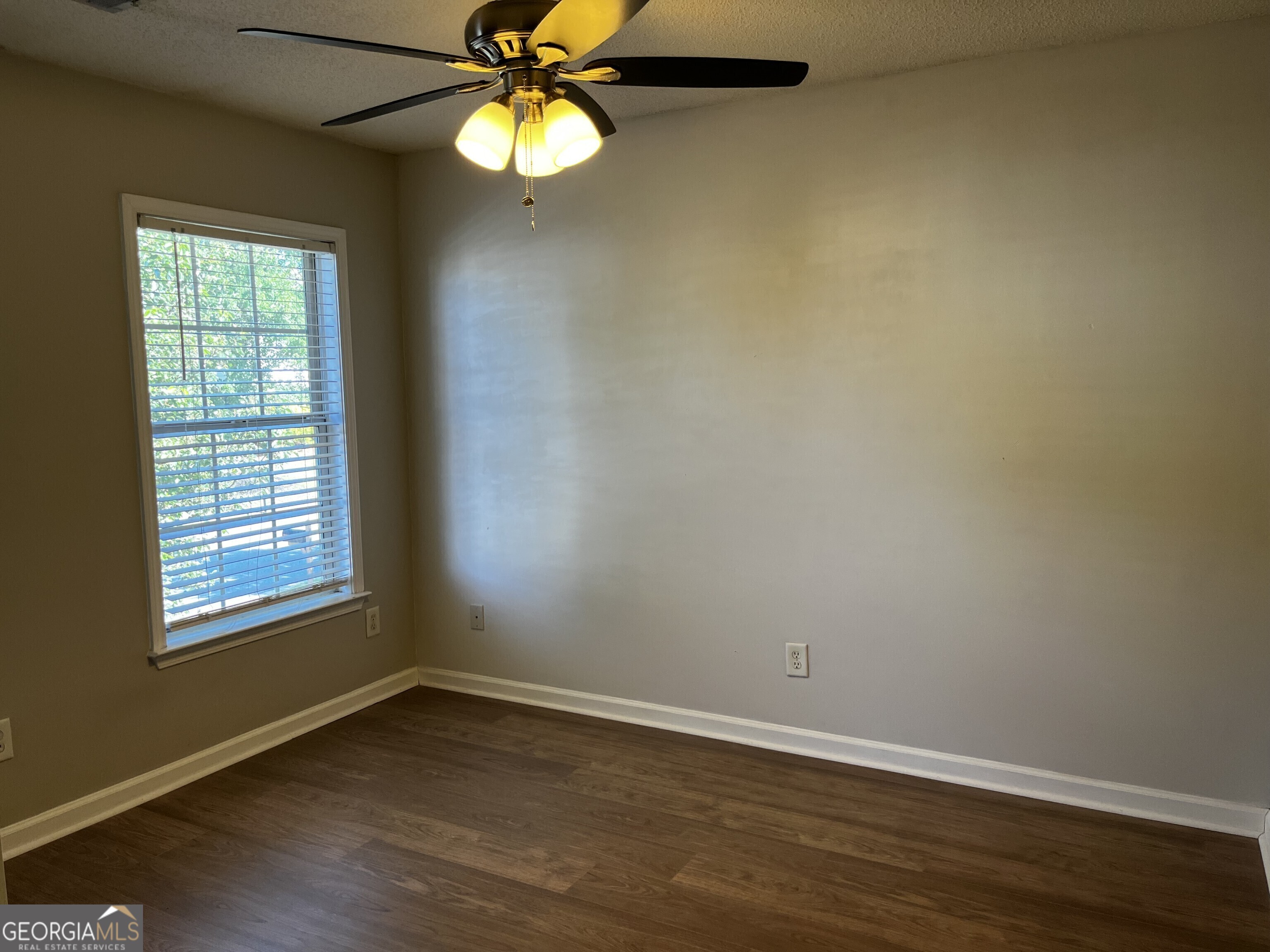 577 Ashland Parkway Property Photo 28
