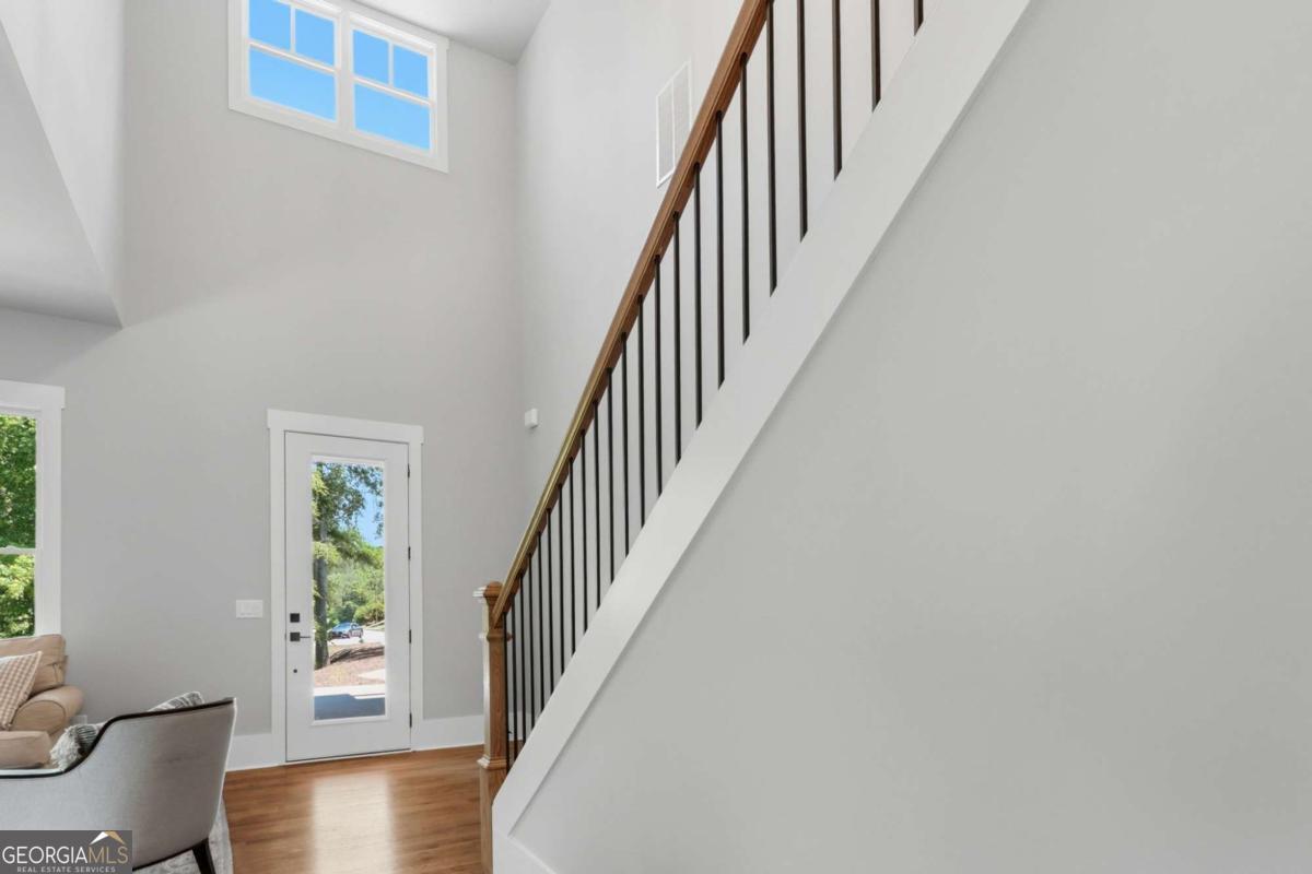 115 Old Avery Drive Property Photo 8