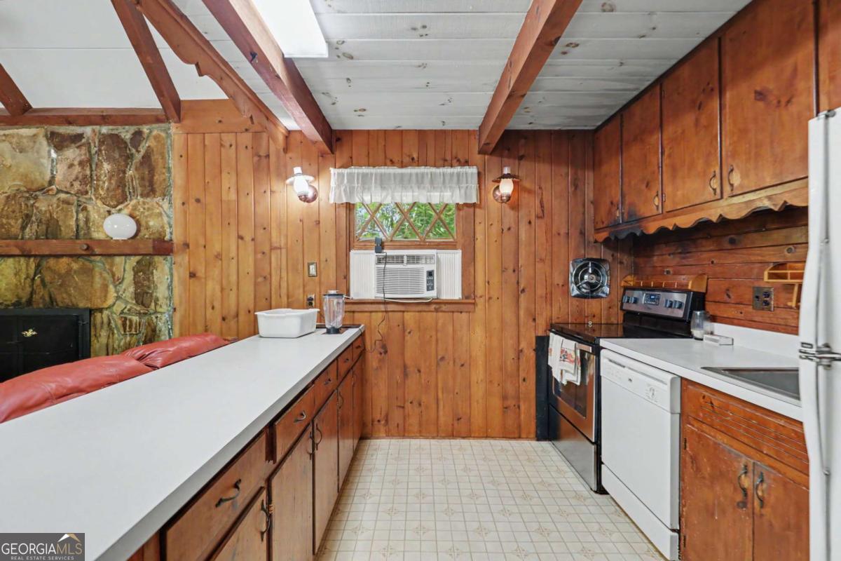 15 Imperial Lane Property Photo 16