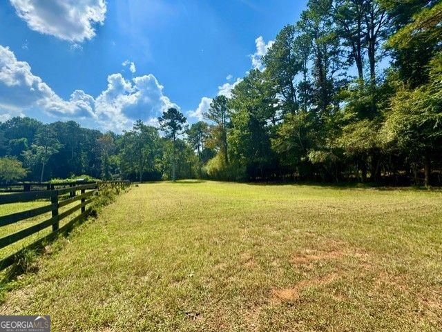 15575 Thompson Road Property Photo 5