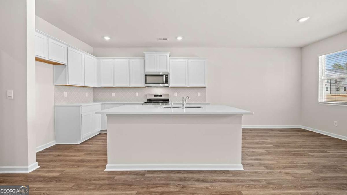104 Oakchase Park Lane Property Photo 6
