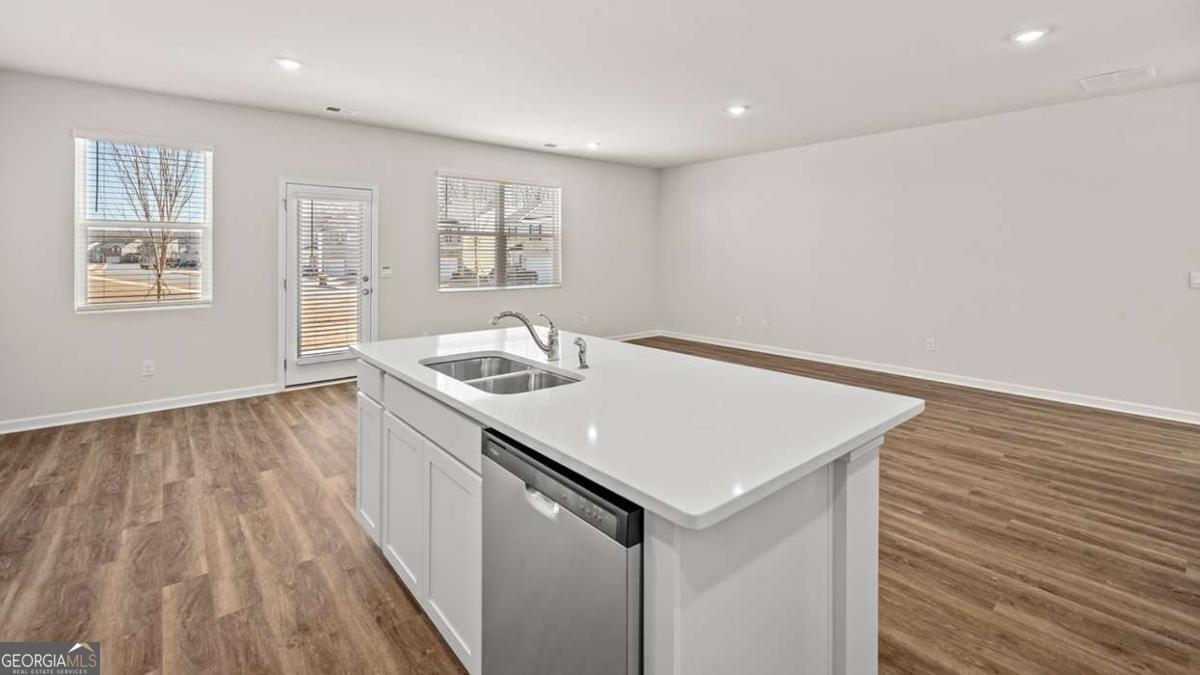 104 Oakchase Park Lane Property Photo 10