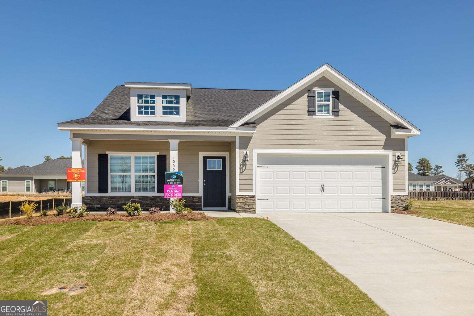 1009 Berkley Court Property Photo 1